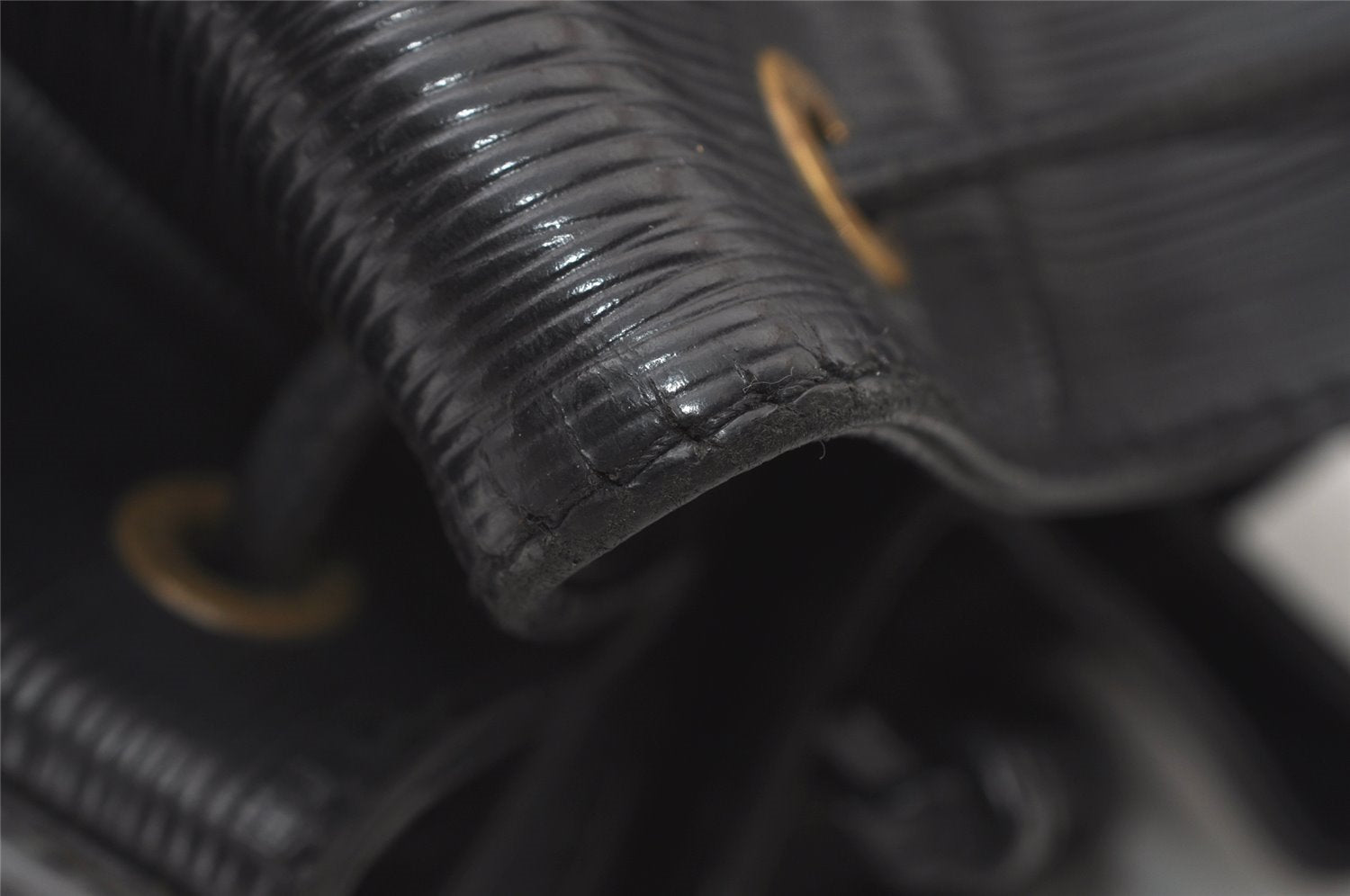 Authentic Louis Vuitton Epi Petit Noe Shoulder Drawstring Bag M59012 Black 0287J