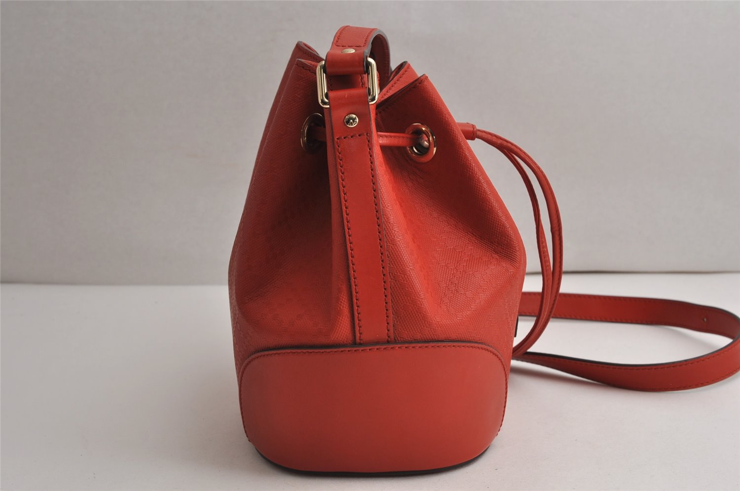 Authentic GUCCI Bright Diamante Shoulder Drawstring Bag Leather 354229 Red 0288K