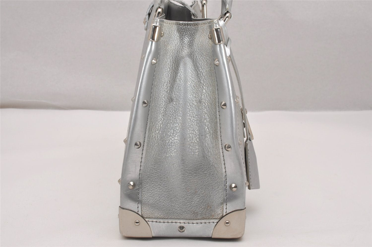 Authentic Louis Vuitton Suhali Fabureau Shoulder Hand Bag Purse Silver LV 0289J