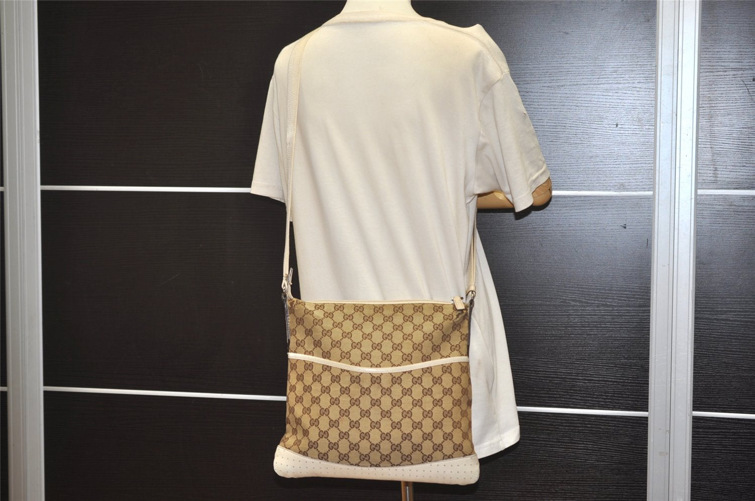 Authentic GUCCI Shoulder Cross Body Bag GG Canvas Leather 145857 Brown 0289K