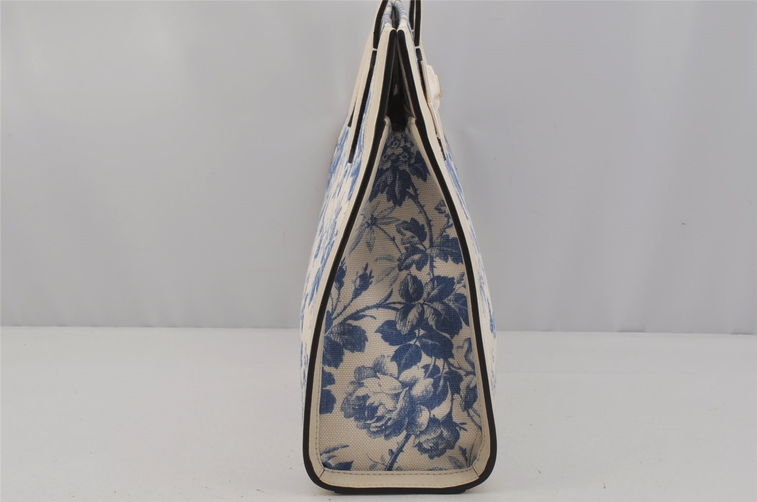 Authentic GUCCI GG Ribbon Herbarium Tote Bag Canvas Leather 432684 White 0290J