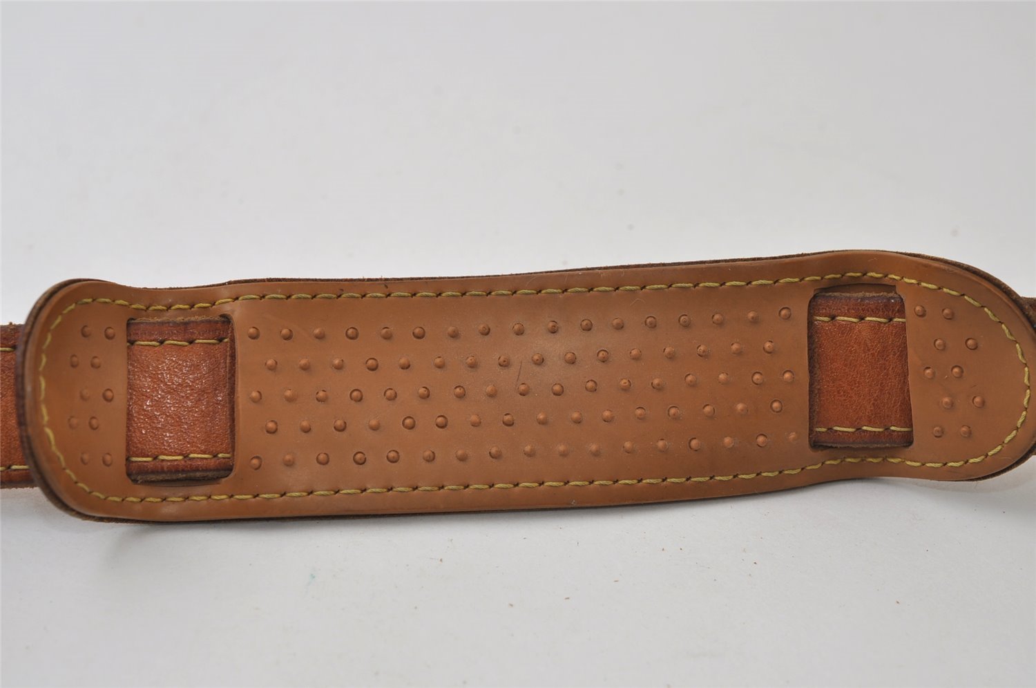 Authentic Louis Vuitton Leather Shoulder Strap Beige 41.3-47.8