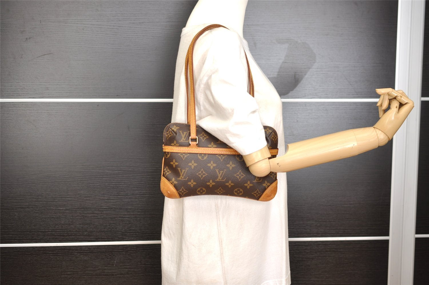 Authentic Louis Vuitton Monogram Mini Coussin Shoulder Bag M51143 LV 0294J