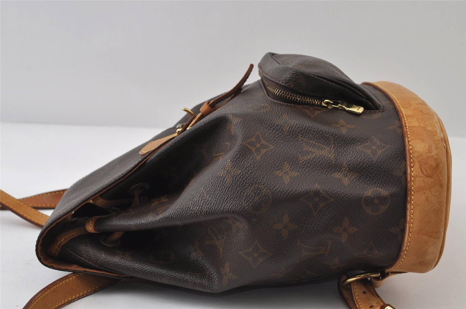 Authentic Louis Vuitton Monogram Montsouris MM Backpack M51136 LV 0295J