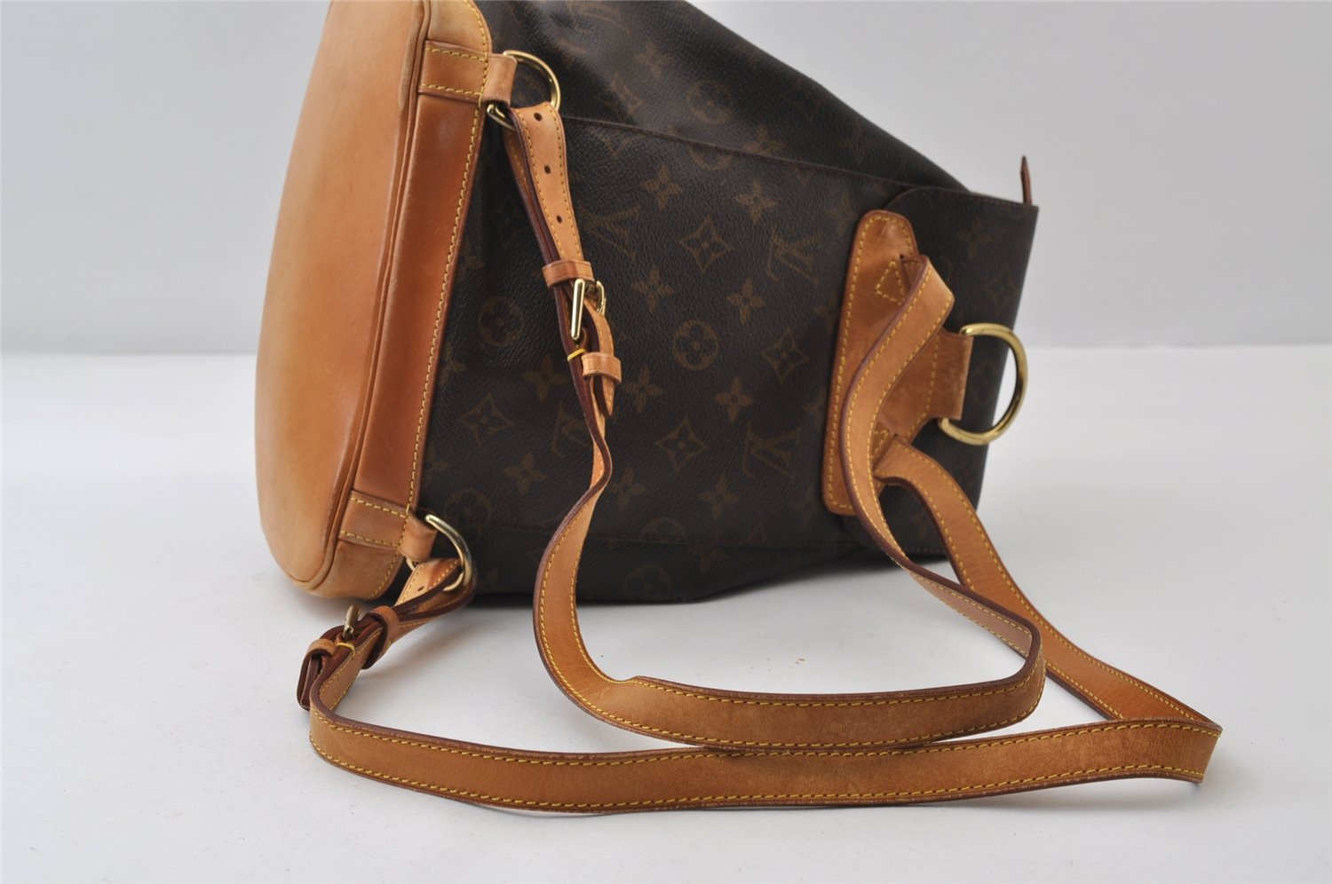 Authentic Louis Vuitton Monogram Montsouris MM Backpack M51136 LV 0295J