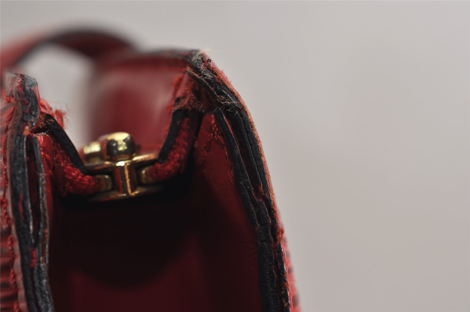 Auth Louis Vuitton Epi Saint Jacques Shopping Shoulder Bag Red M52267 LV 0295K