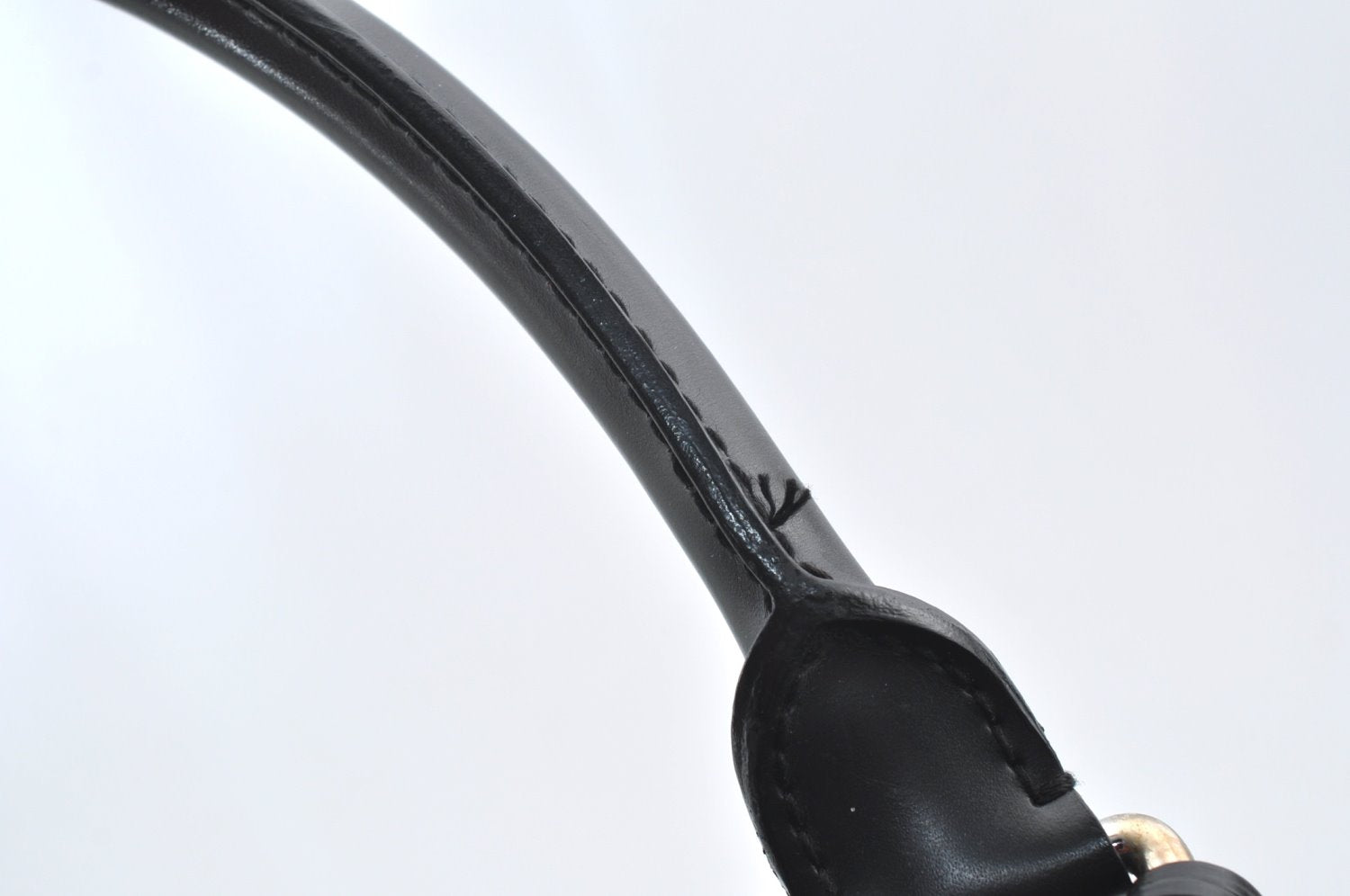 Authentic Louis Vuitton Epi Bowling Montaigne GM Hand Bag Black M59312 LV 0296I