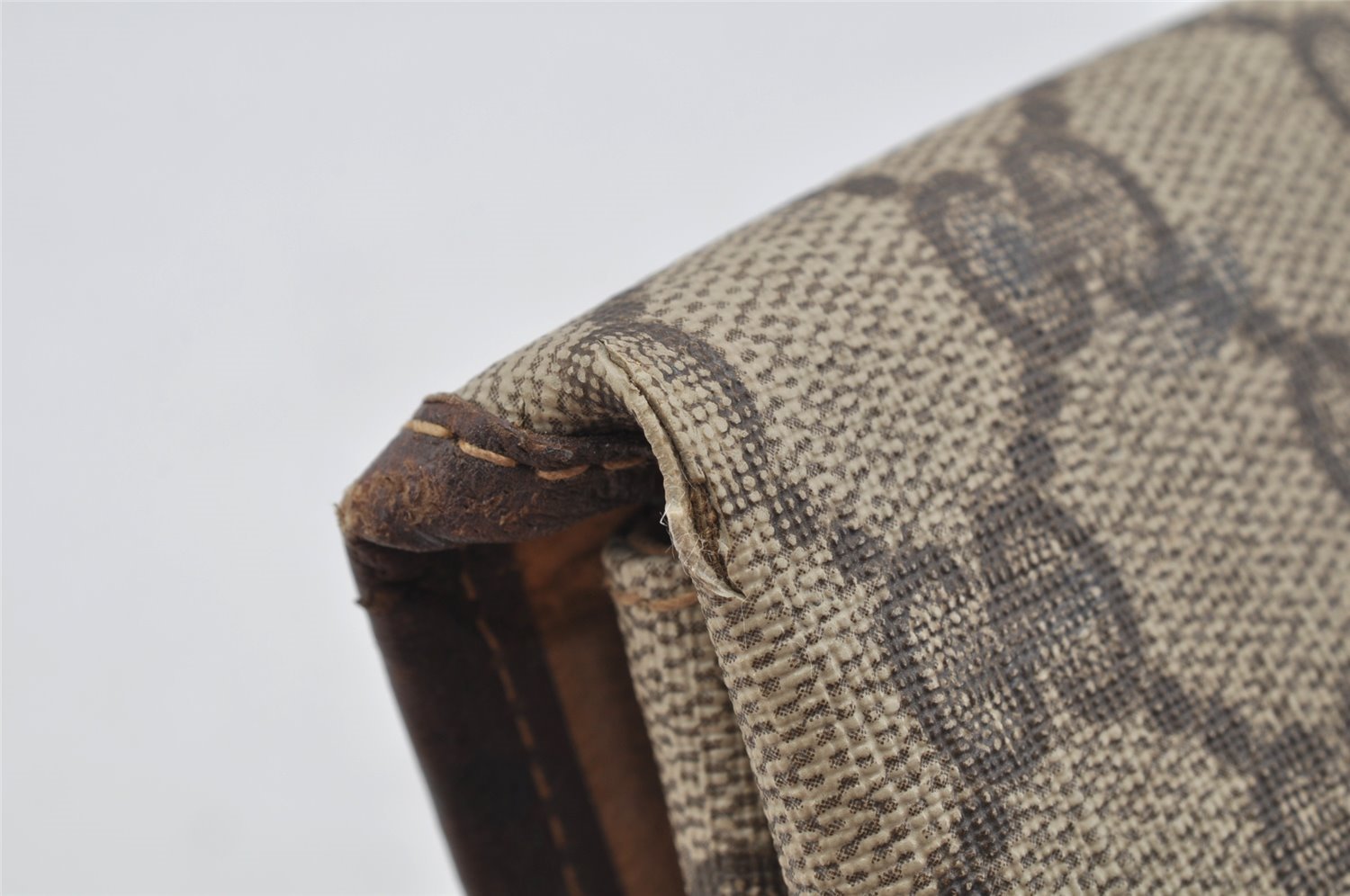 Authentic GUCCI Clutch Hand Bag Purse GG PVC Leather Brown Junk 0298J