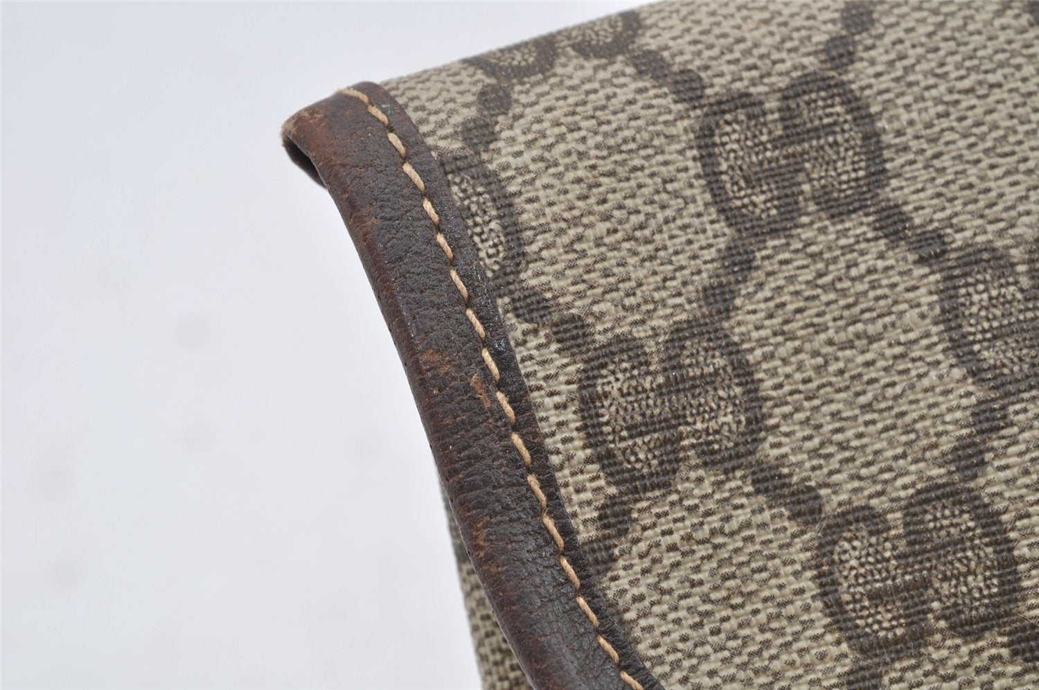 Authentic GUCCI Clutch Hand Bag Purse GG PVC Leather Brown Junk 0298J