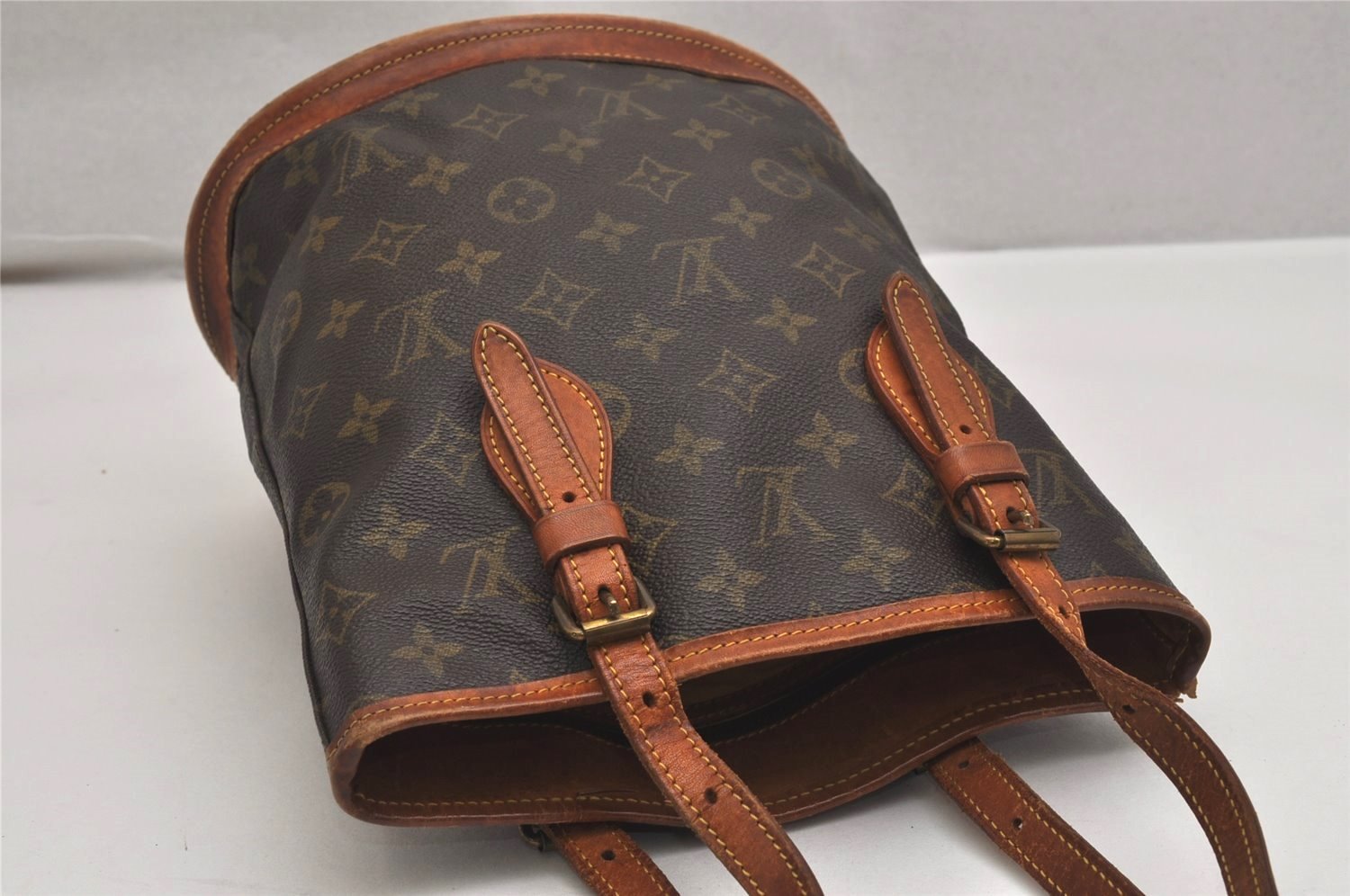 Authentic Louis Vuitton Monogram Bucket PM Shoulder Tote Bag Old Model LV 0298K