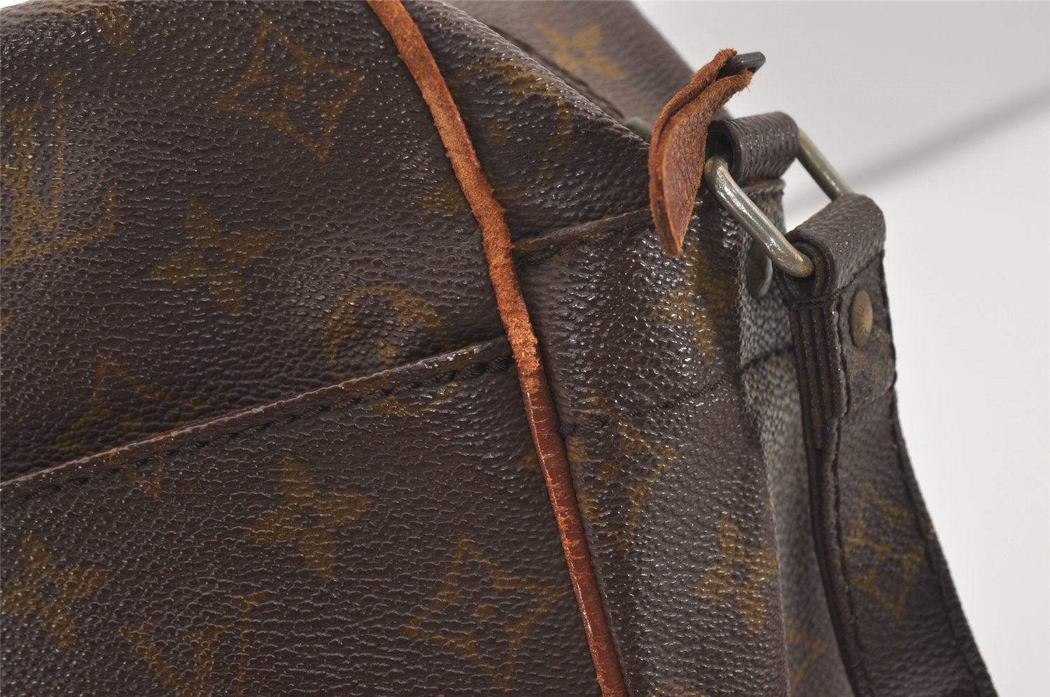 Authentic Louis Vuitton Monogram Nile Shoulder Cross Body Bag Old Model LV 0299J