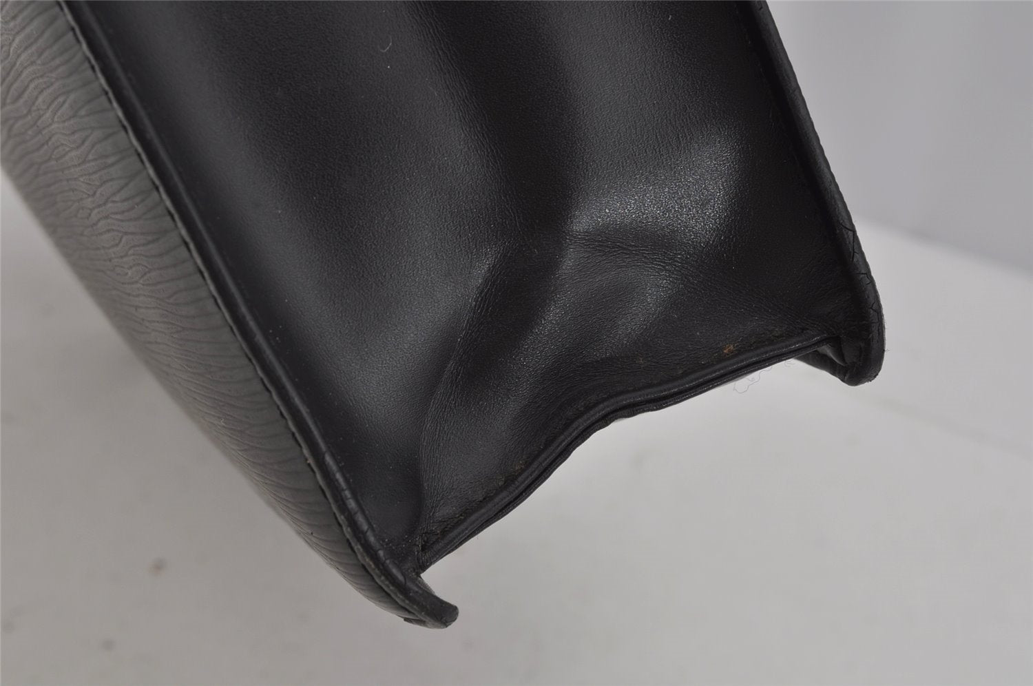 Authentic Louis Vuitton Epi Leather Sac Plat Hand Bag M59082 Black LV Junk 0300J