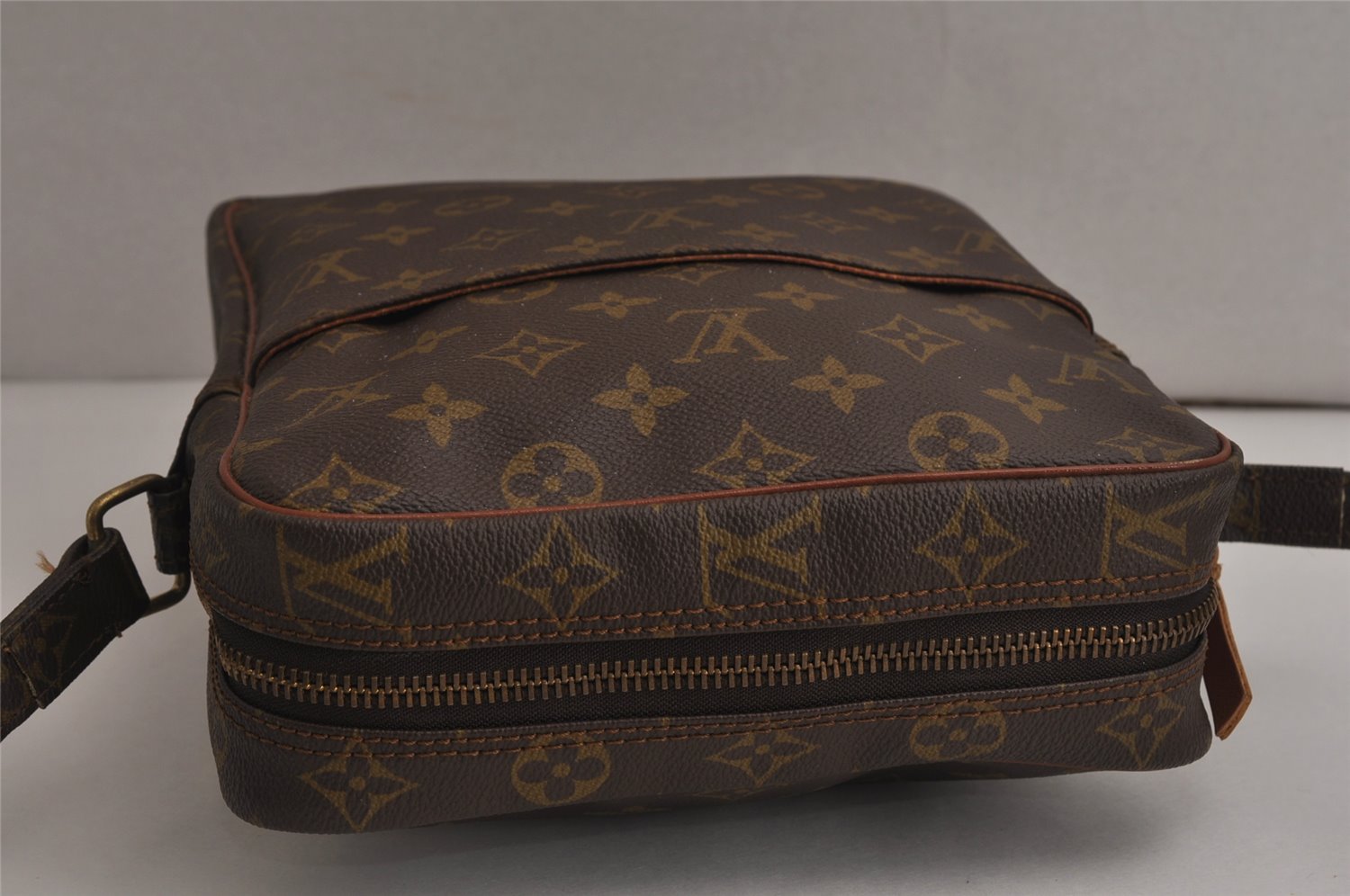 Authentic Louis Vuitton Monogram Petit Marceau Shoulder Bag Old Model LV 0303K