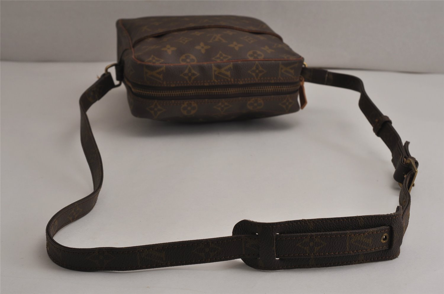 Authentic Louis Vuitton Monogram Petit Marceau Shoulder Bag Old Model LV 0303K