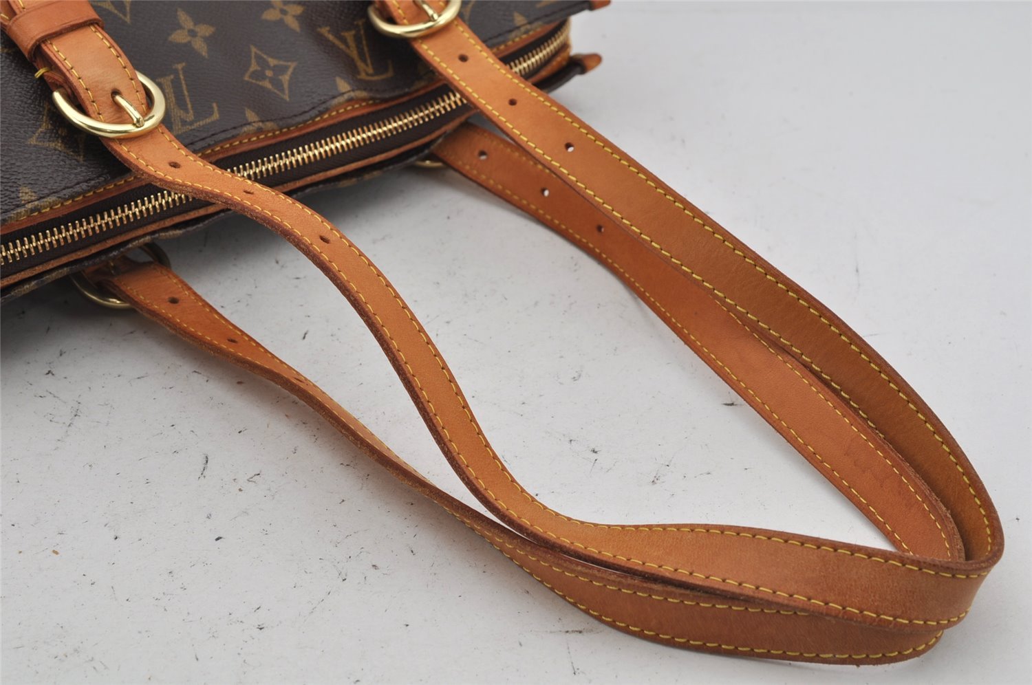 Authentic Louis Vuitton Monogram Popincourt Haut Shoulder Bag M40007 LV 0304K