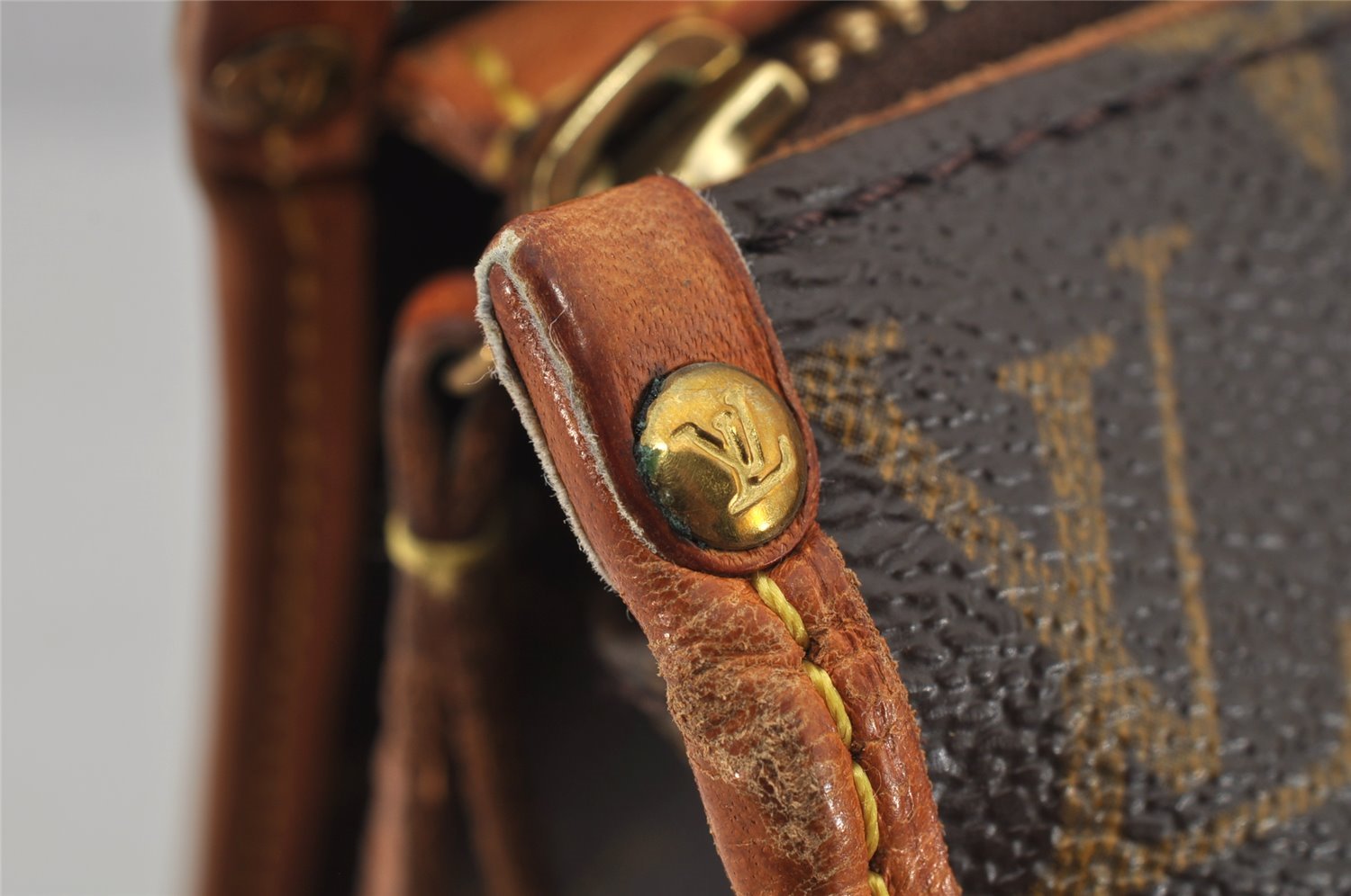 Authentic Louis Vuitton Monogram Popincourt Haut Shoulder Bag M40007 LV 0304K