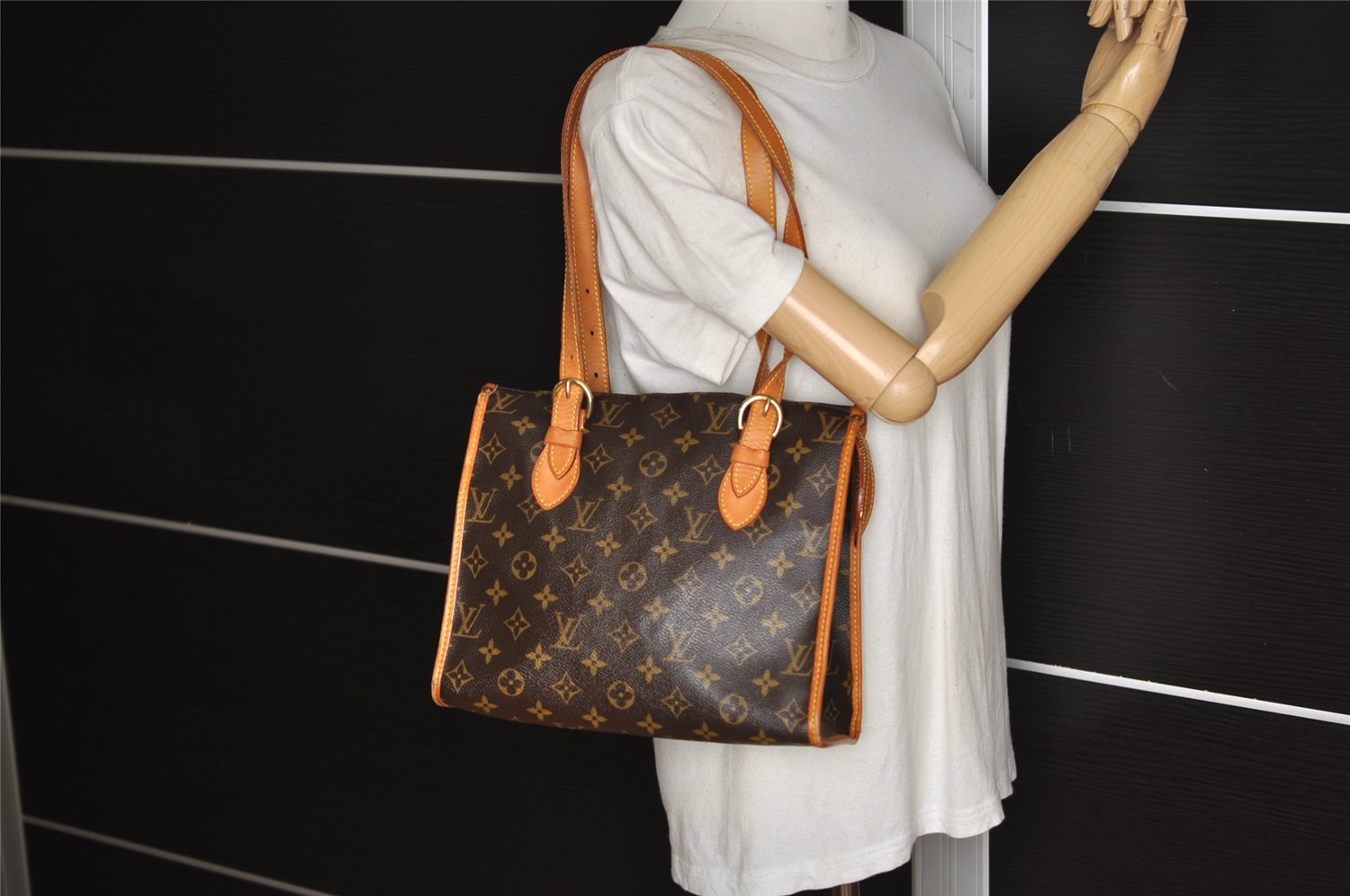 Authentic Louis Vuitton Monogram Popincourt Haut Shoulder Bag M40007 LV 0304K