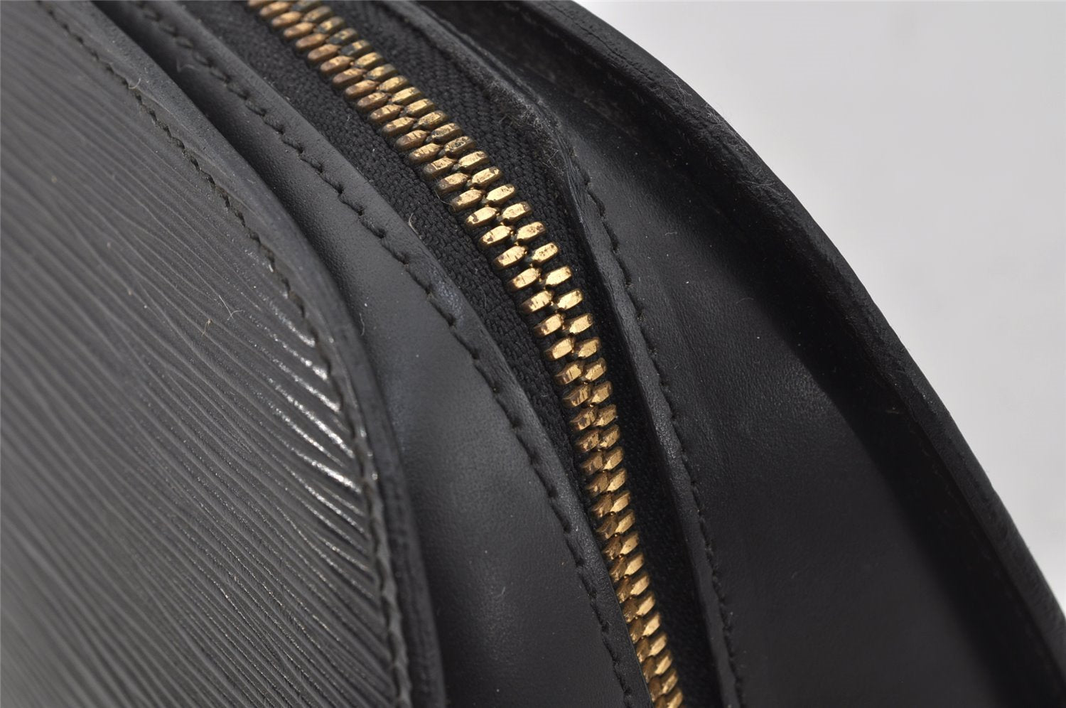 Authentic Louis Vuitton Epi Dauphine GM Pouch Clutch Bag Black M48432 Junk 0305J