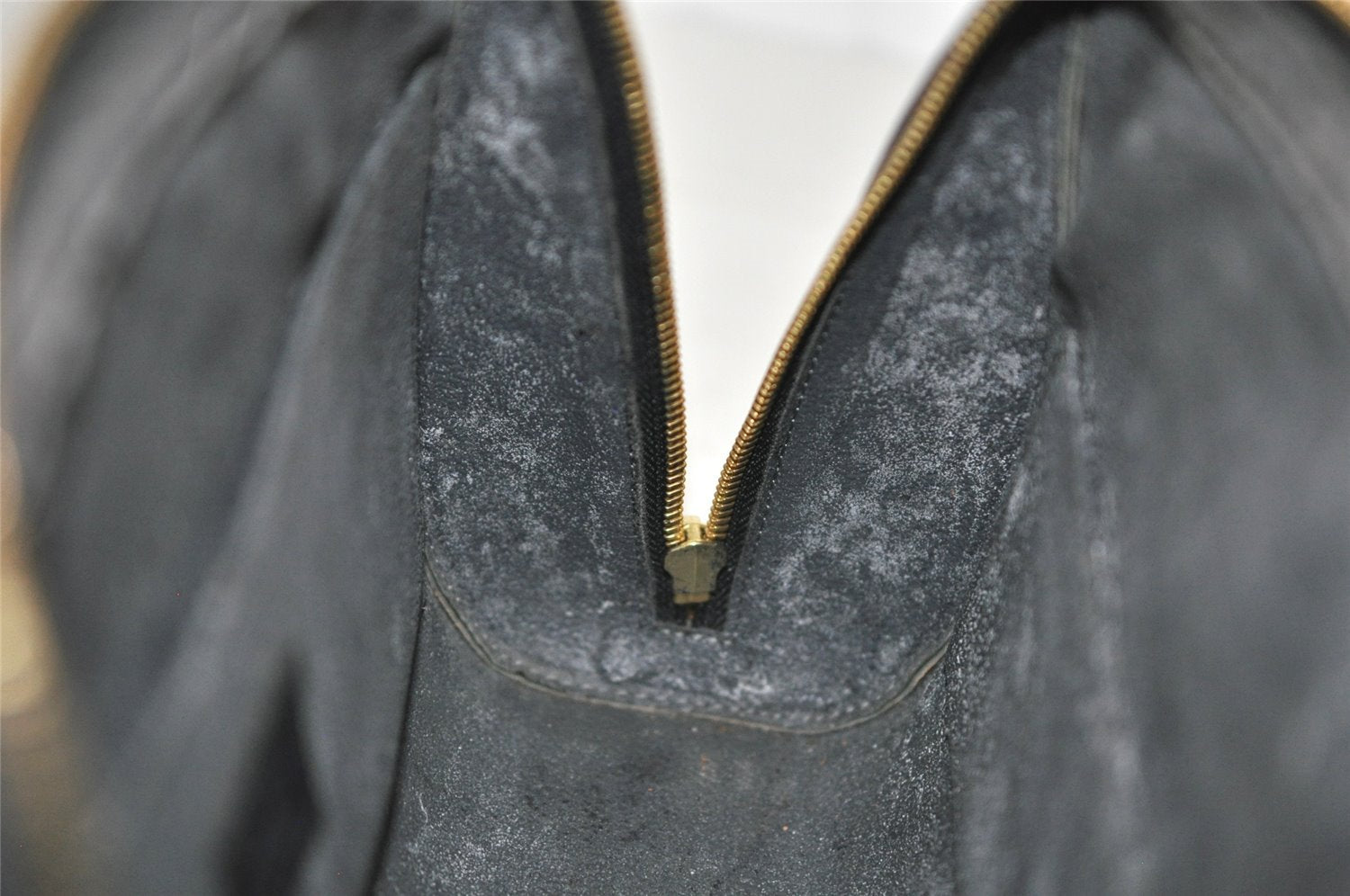 Authentic Louis Vuitton Epi Dauphine GM Pouch Clutch Bag Black M48432 Junk 0305J