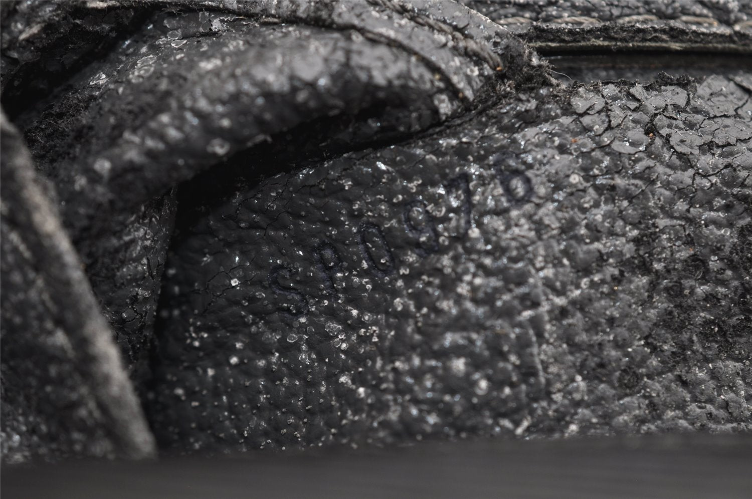 Authentic Louis Vuitton Epi Dauphine GM Pouch Clutch Bag Black M48432 Junk 0305J