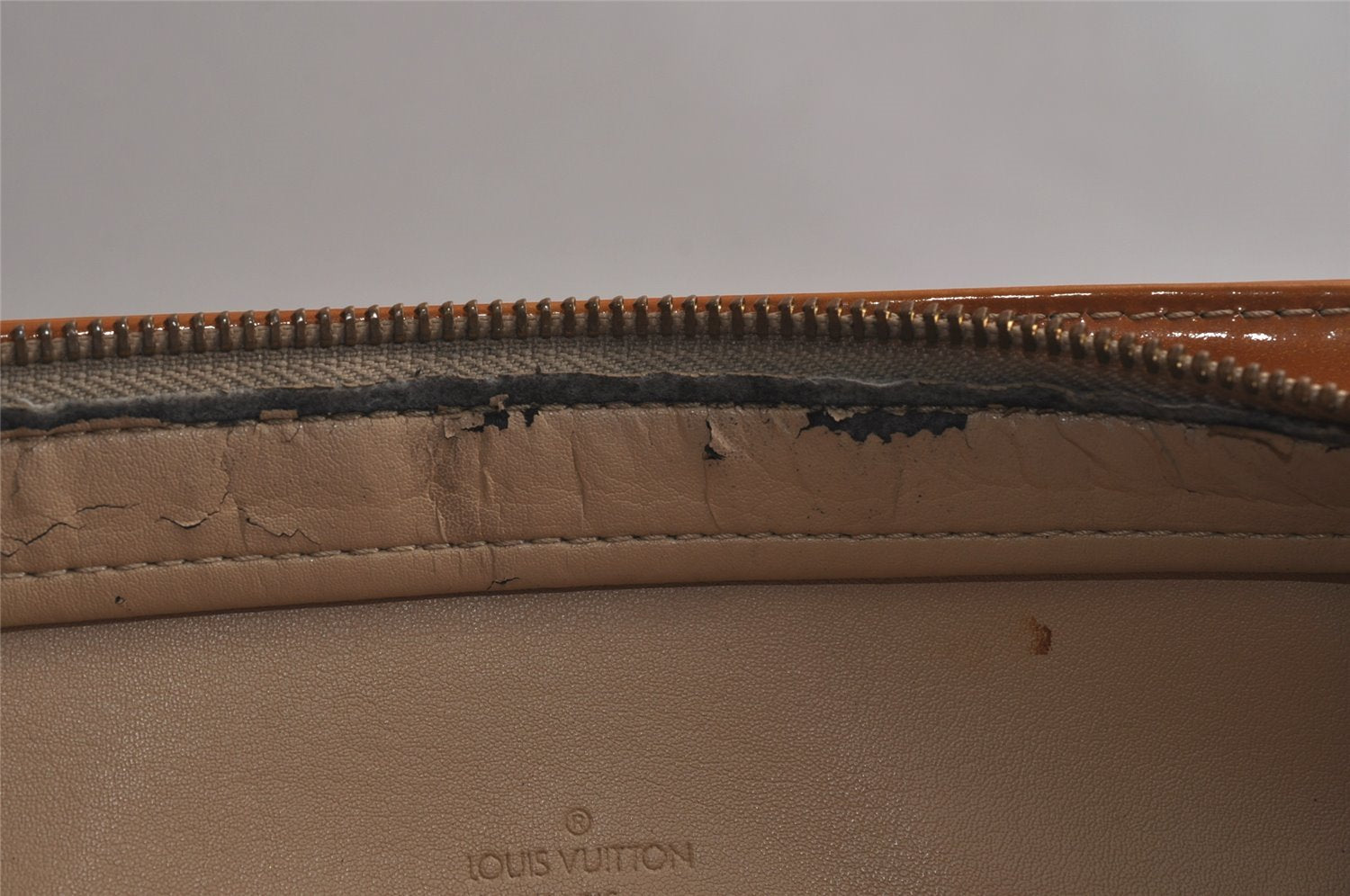 Authentic Louis Vuitton Vernis Houston Shoulder Hand Bag Yellow M91004 LV 0307K