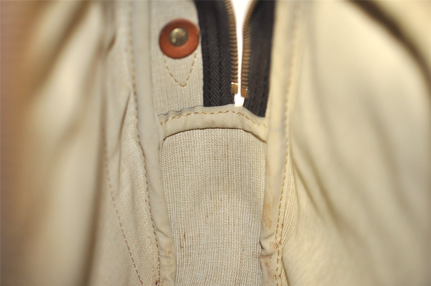 Authentic Louis Vuitton Monogram Reporter PM Shoulder Cross Bag M45254 LV 0311J