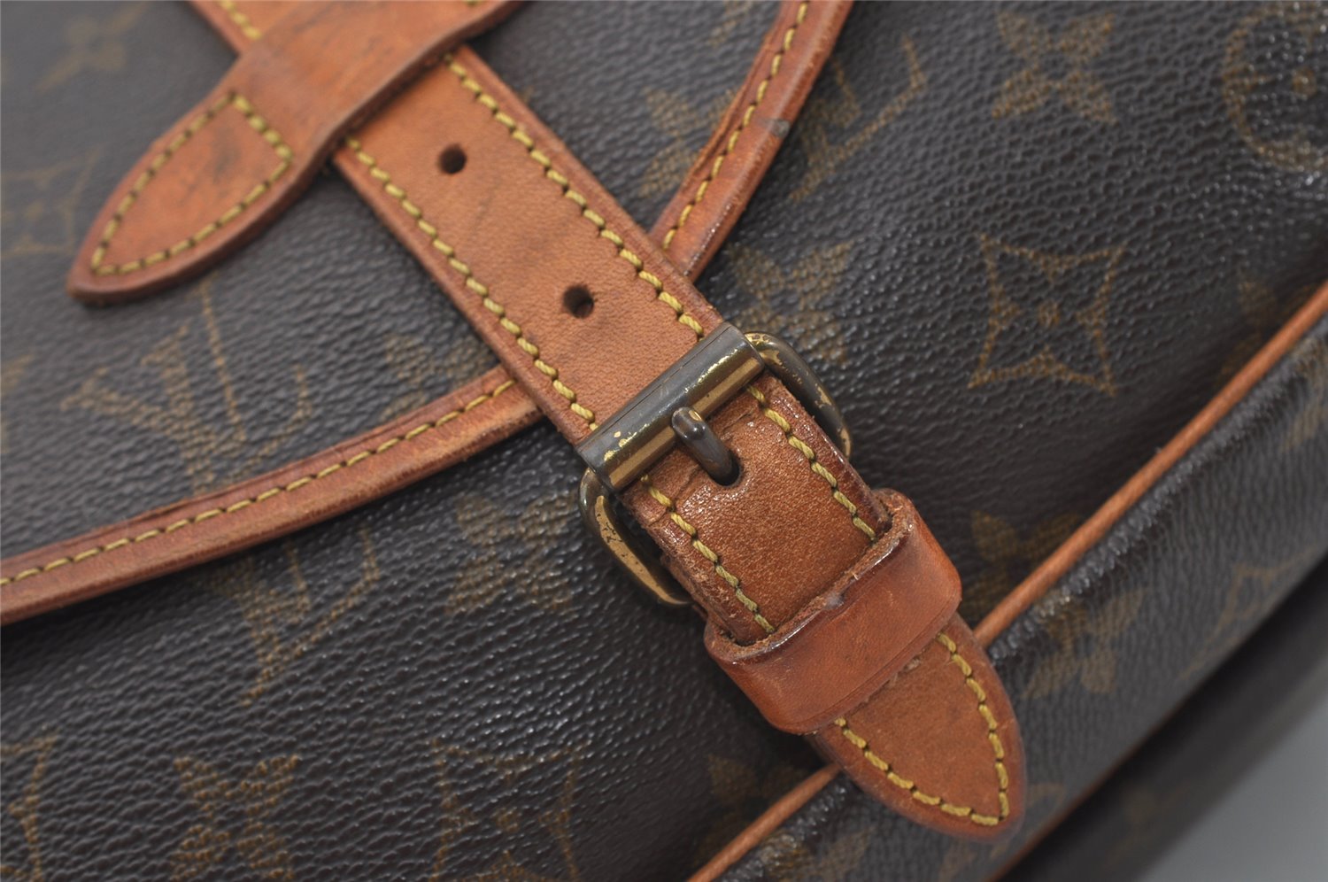 Authentic Louis Vuitton Monogram Saumur 30 Shoulder Cross Bag M42256 LV 0312J