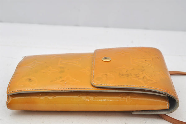 Auth Louis Vuitton Vernis Walker Shoulder Cross Wallet Yellow M91031 LV 0316J