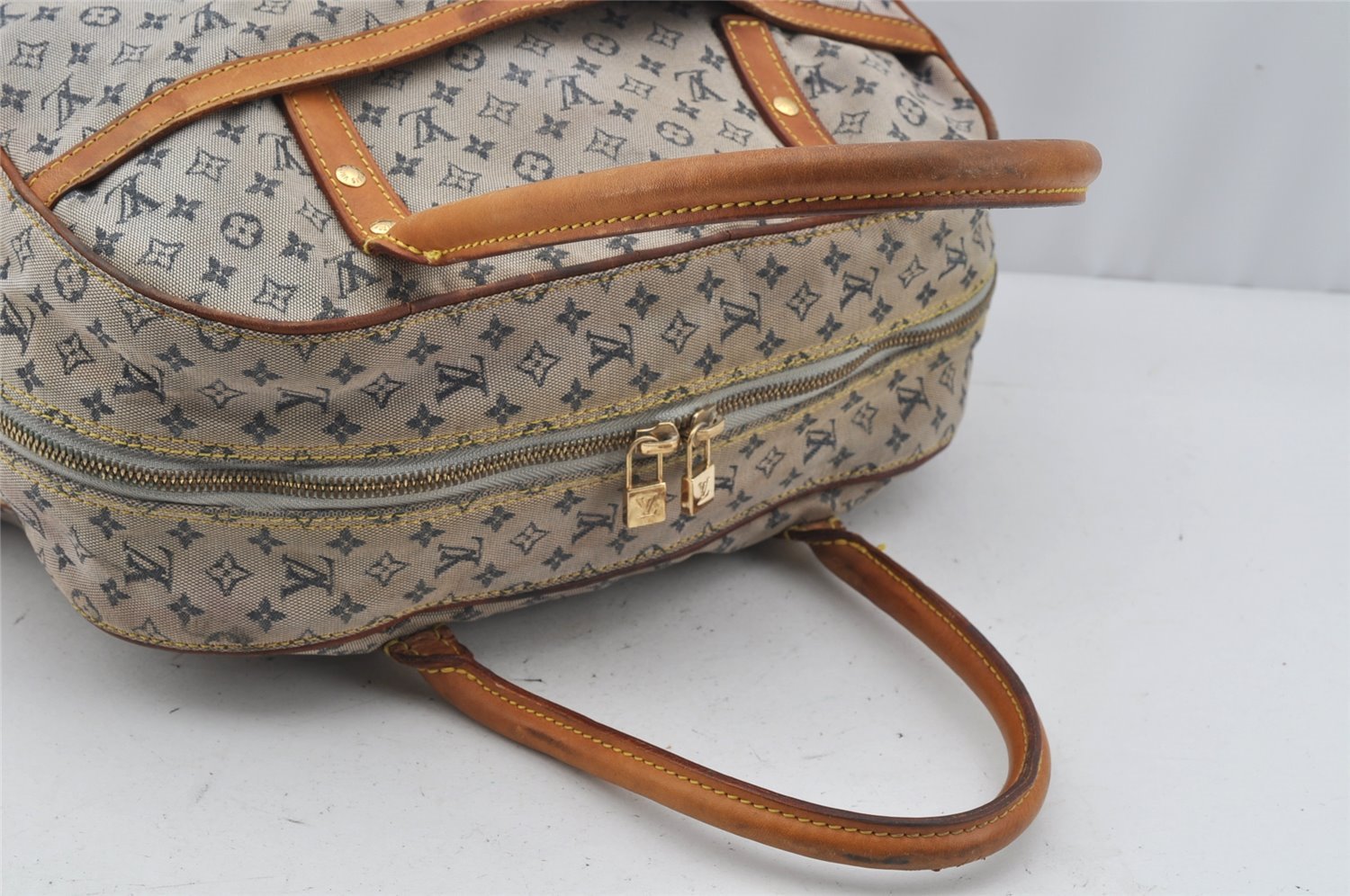 Authentic Louis Vuitton Monogram Mini Marie Shoulder Bag Blue M92003 LV 0325J