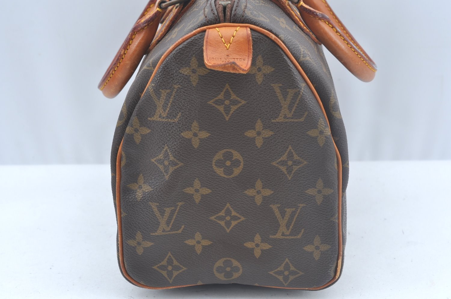 Authentic Louis Vuitton Monogram Speedy 25 Boston Hand Bag Old Model LV 0329K