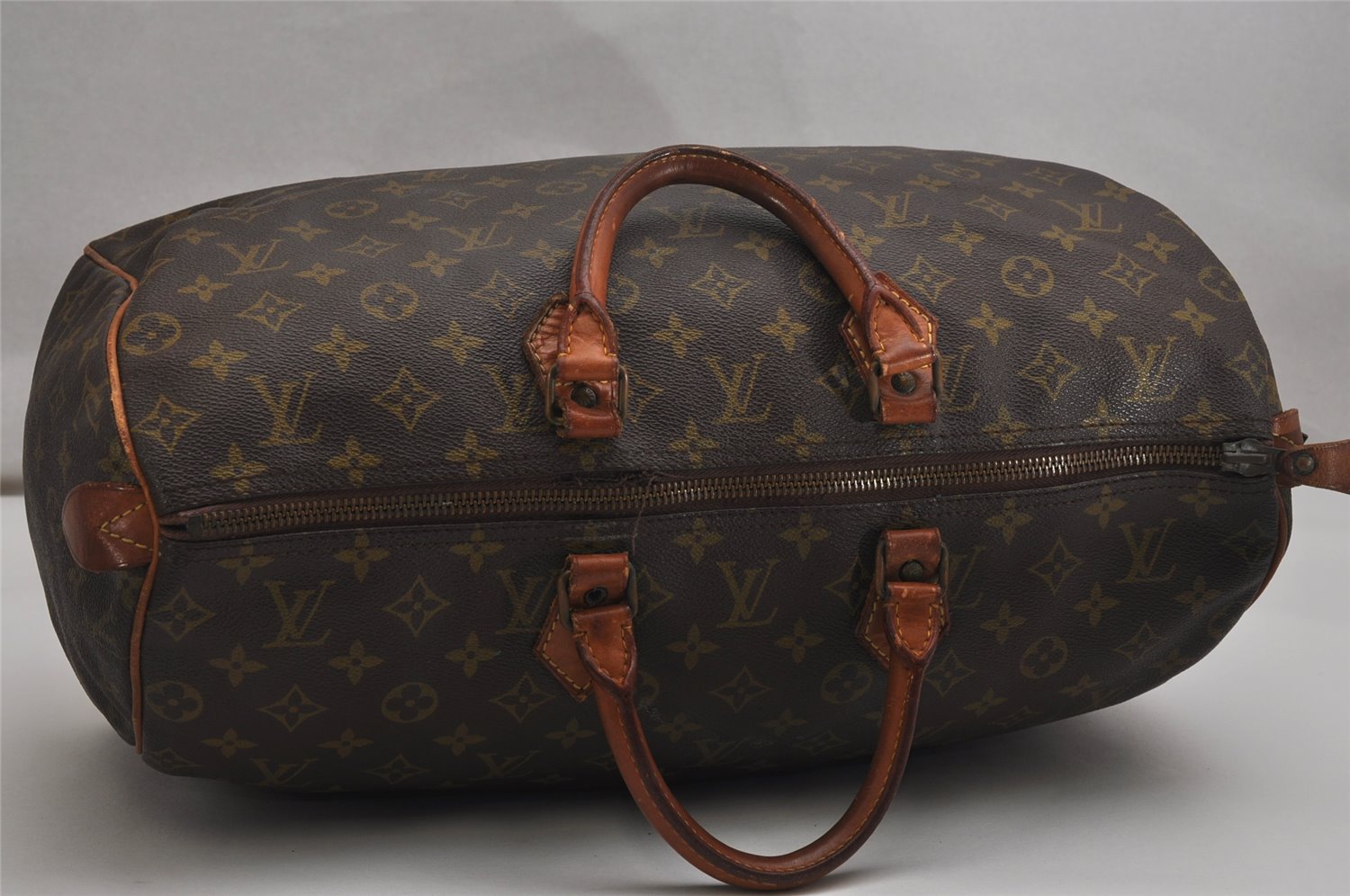 Authentic Louis Vuitton Monogram Speedy 40 Hand Boston Bag Old Model LV 0330K