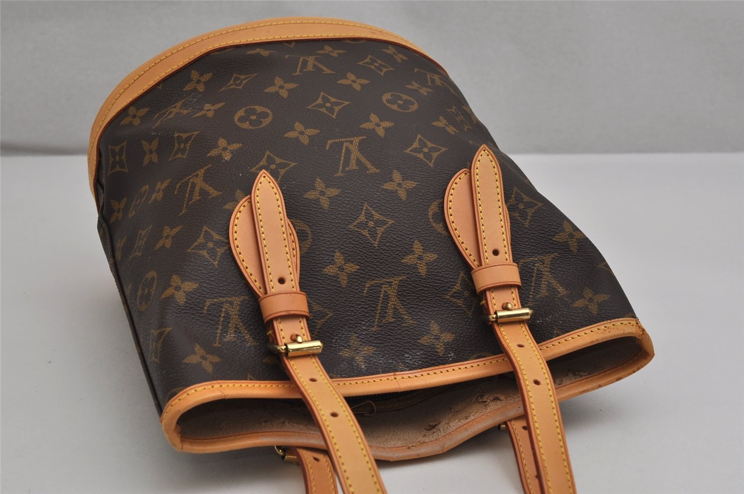 Authentic Louis Vuitton Monogram Bucket PM Shoulder Tote Bag M42238 Junk 0333K