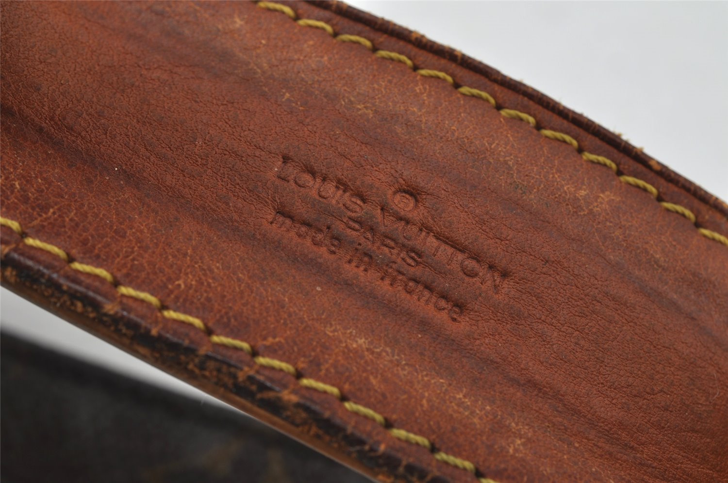 Authentic Louis Vuitton Monogram Danube GM Shoulder Cross Bag M45262 LV 0334J