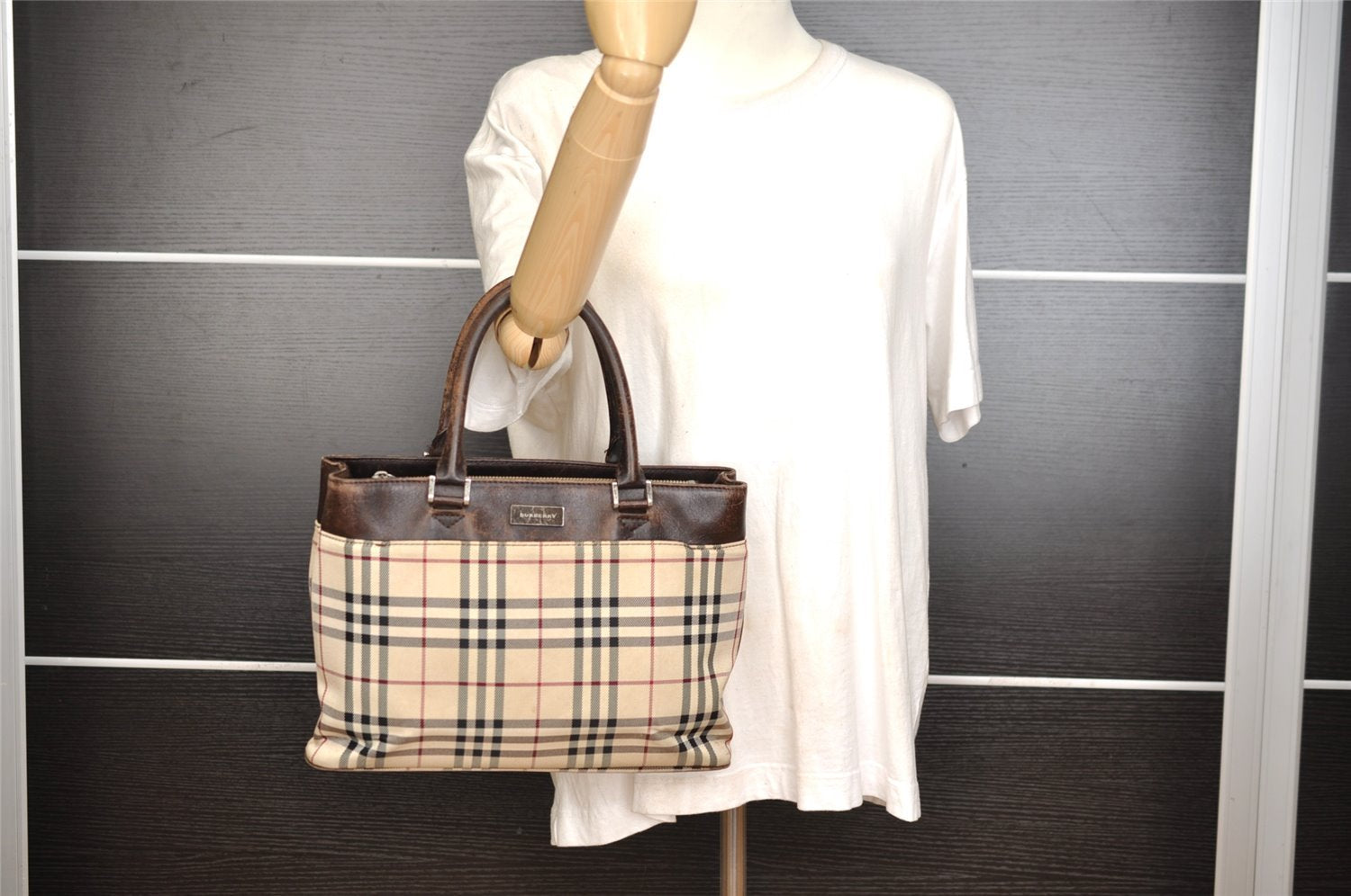 Authentic BURBERRY Vintage Nova Check Nylon Leather Hand Bag Beige 0337J