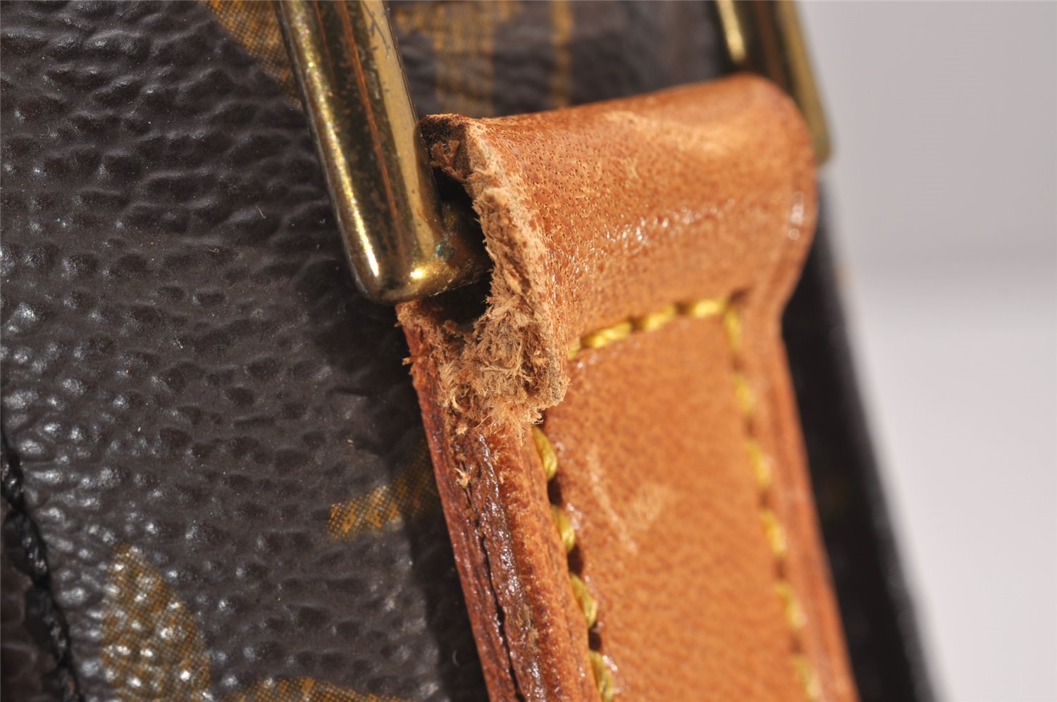 Authentic Louis Vuitton Monogram Saint Cloud GM M51242 Shoulder Cross Bag 0342J