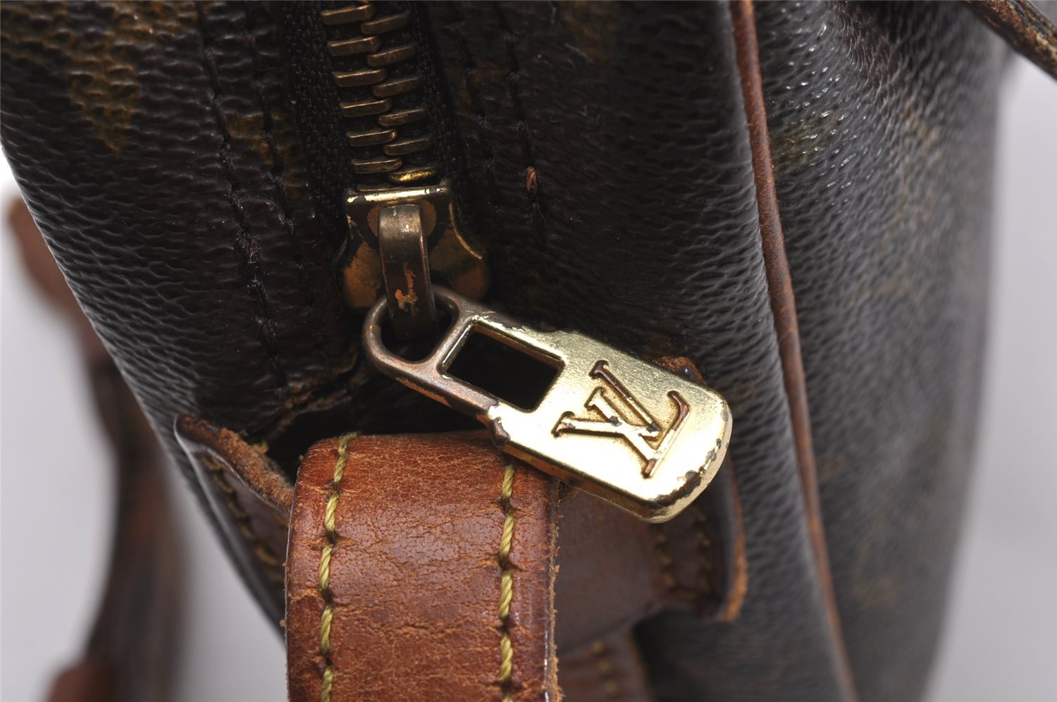 Authentic Louis Vuitton Monogram Jeune Fille MM M51226 Shoulder Cross Bag 0343J