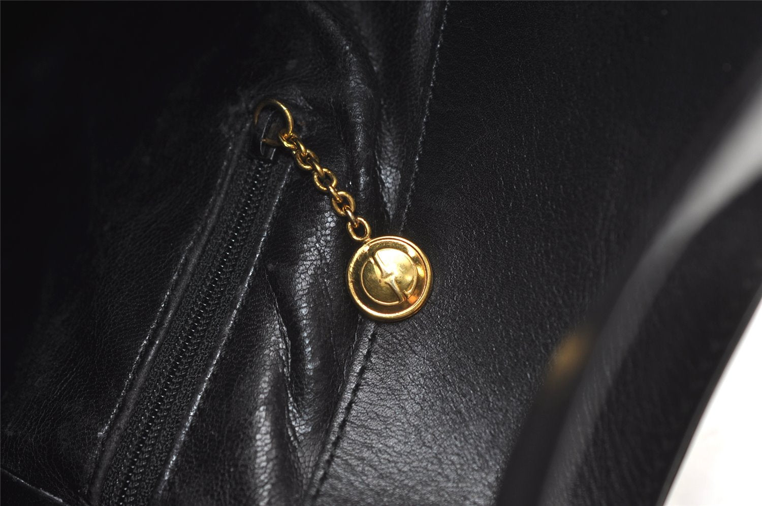 Authentic GUCCI Vintage Shoulder Hand Bag Leather Black 0350K