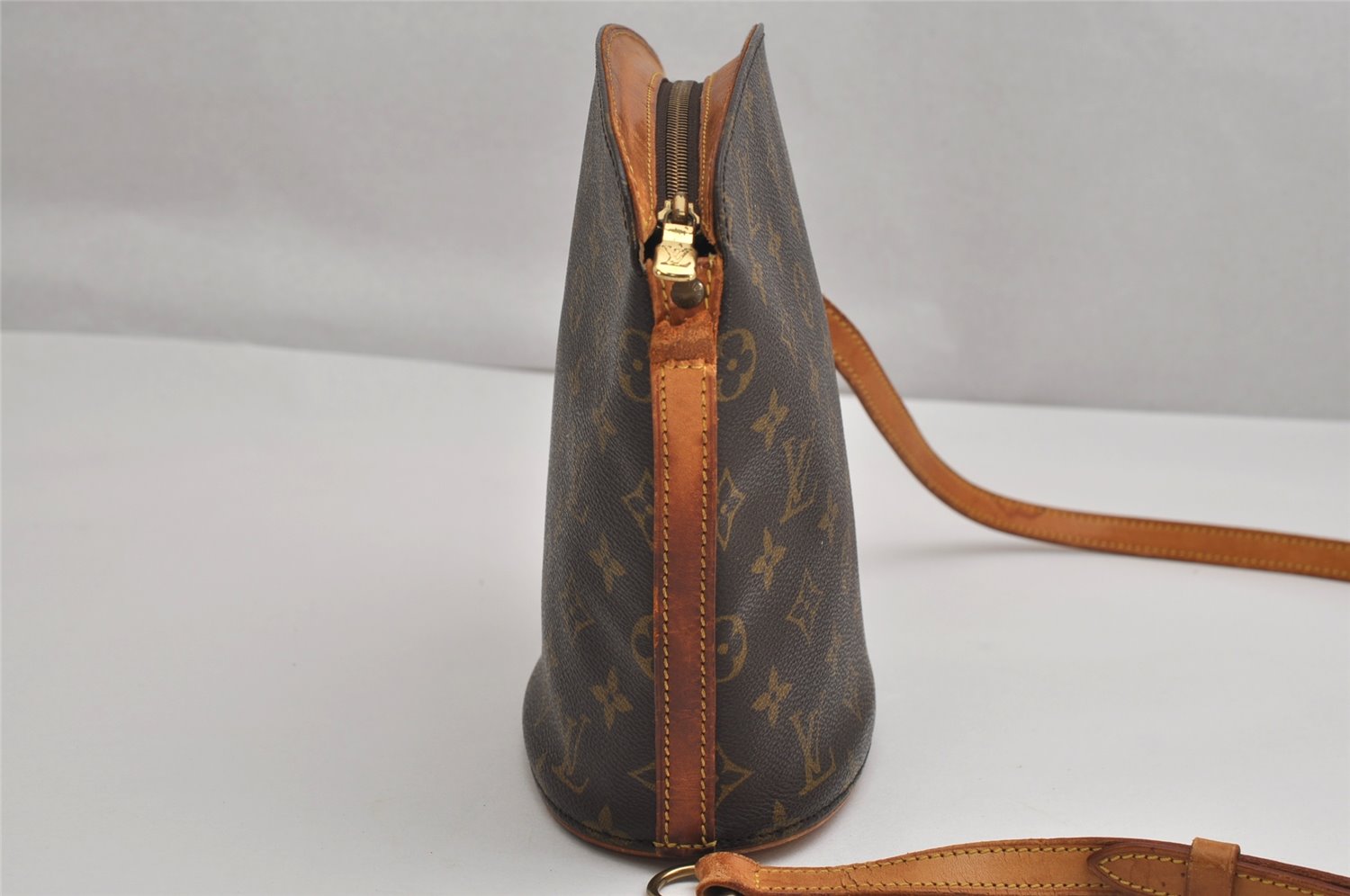 Authentic Louis Vuitton Monogram Drouot Shoulder Crossbody Bag M51290 Junk 0352K