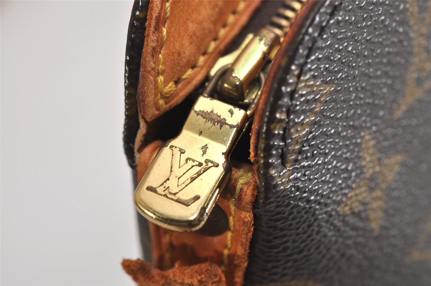 Authentic Louis Vuitton Monogram Drouot Shoulder Crossbody Bag M51290 Junk 0352K