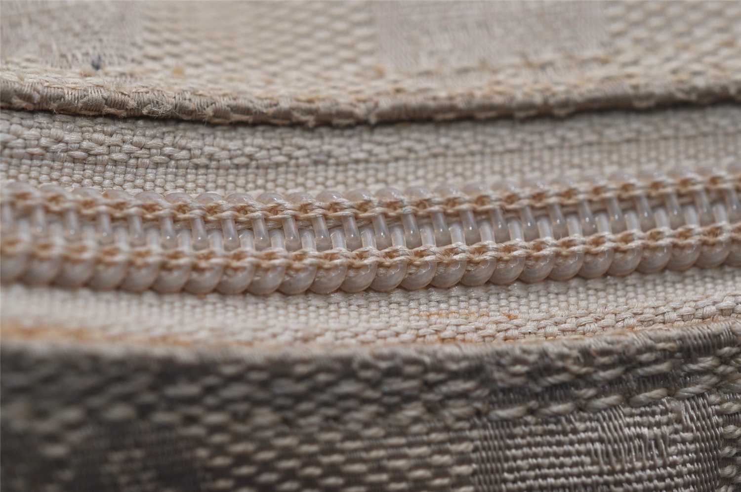 Authentic GUCCI Vintage Shoulder Bag Purse GG Canvas Leather 0013386 Beige 0355K