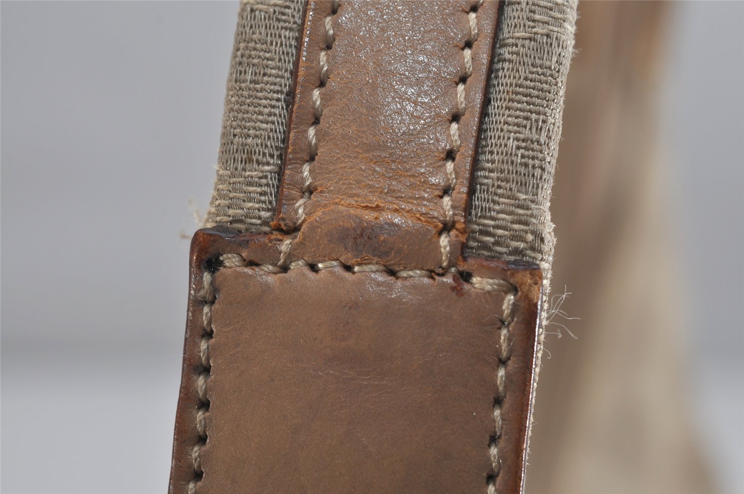 Authentic GUCCI Vintage Shoulder Bag Purse GG Canvas Leather 0013386 Beige 0355K