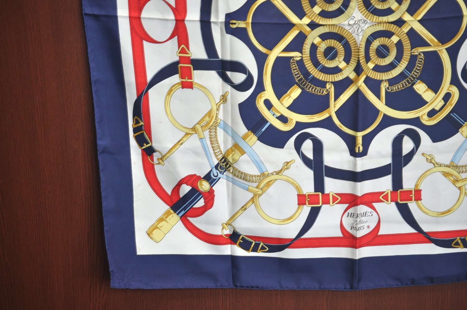 Authentic HERMES Carre 90 Scarf 
