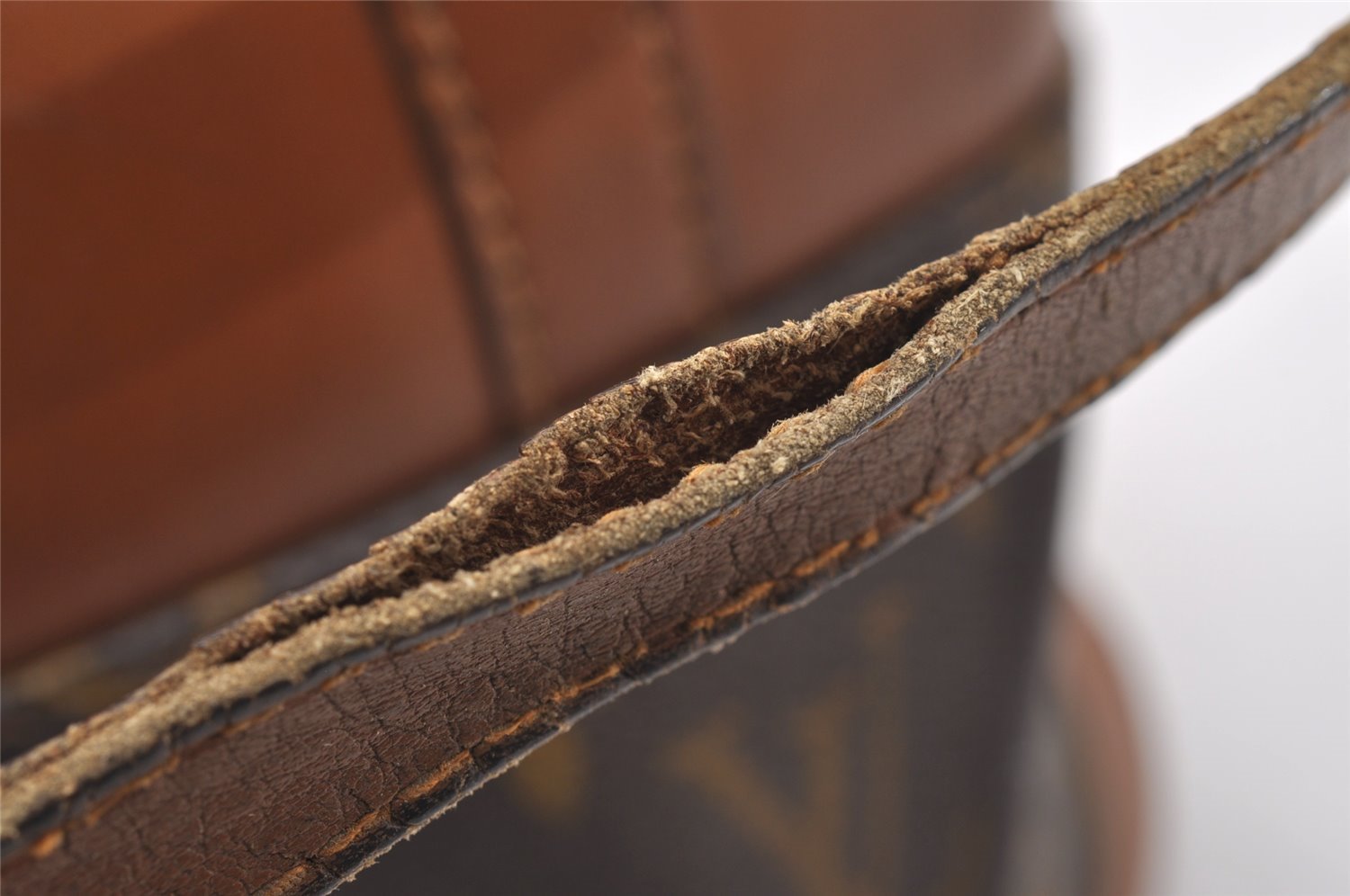 Authentic Louis Vuitton Monogram Bucket PM Shoulder Tote Bag USA Model LV 0357J