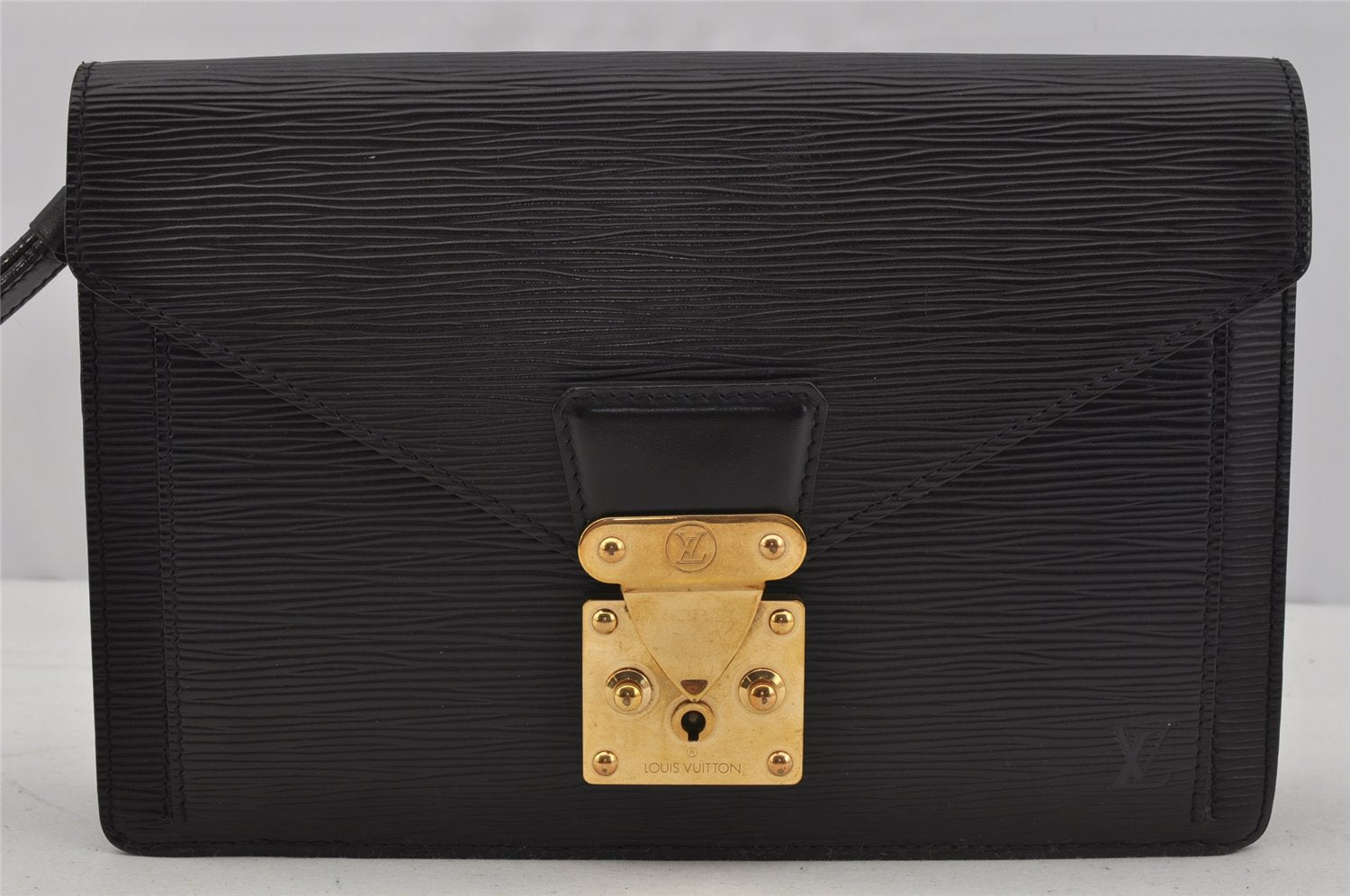 Authentic Louis Vuitton Epi Sellier Dragonne Clutch Bag Black M52612 LV 0362J