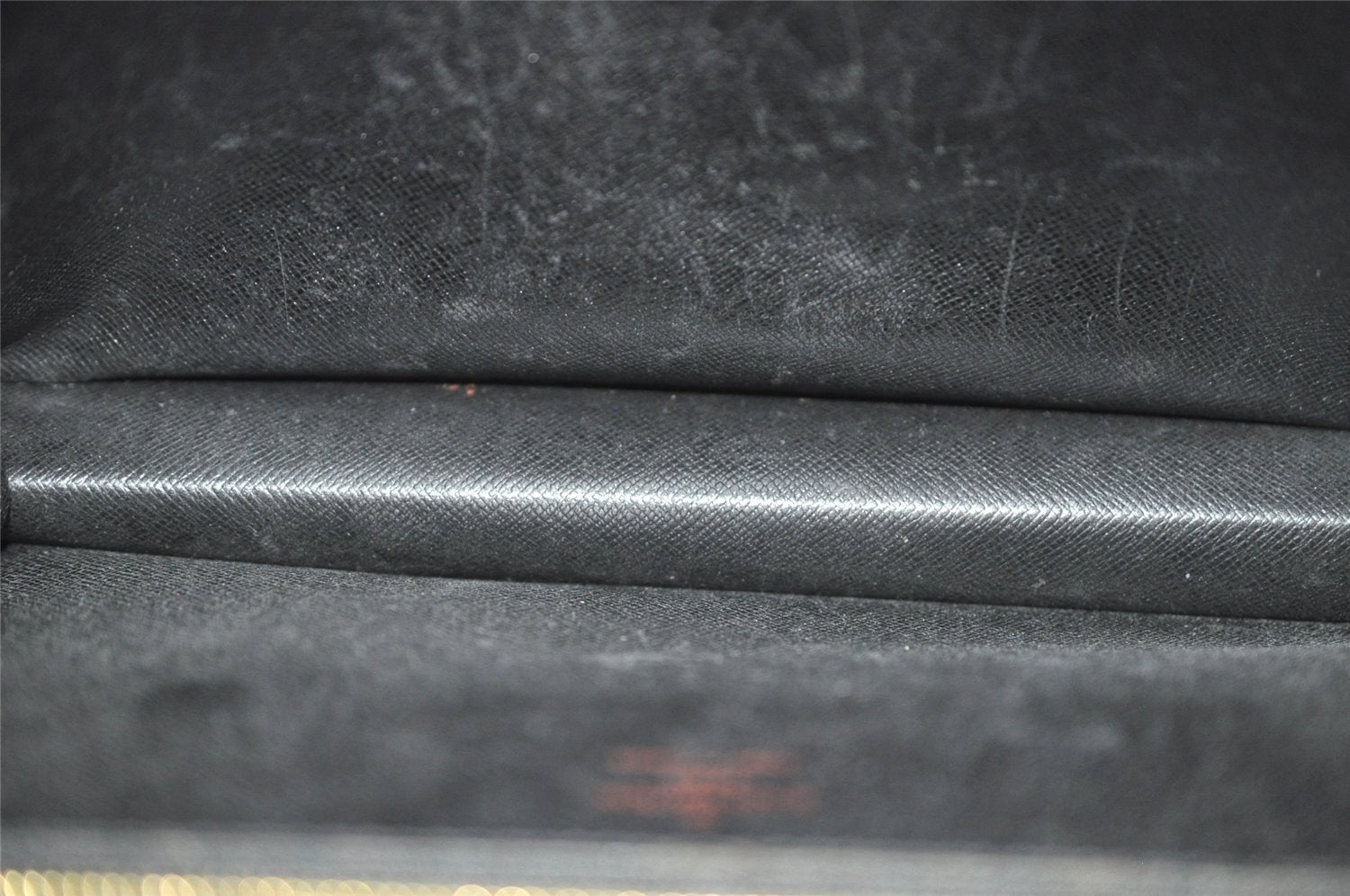 Authentic Louis Vuitton Epi Sellier Dragonne Clutch Bag Black M52612 LV 0362J