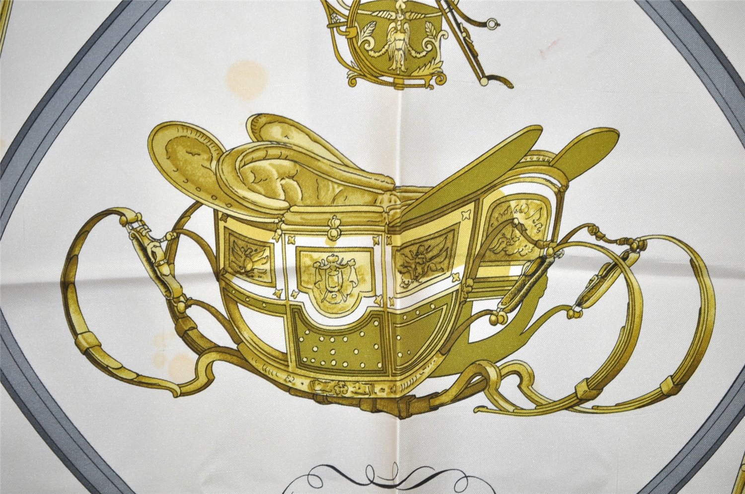 Authentic HERMES Carre 90 Scarf 