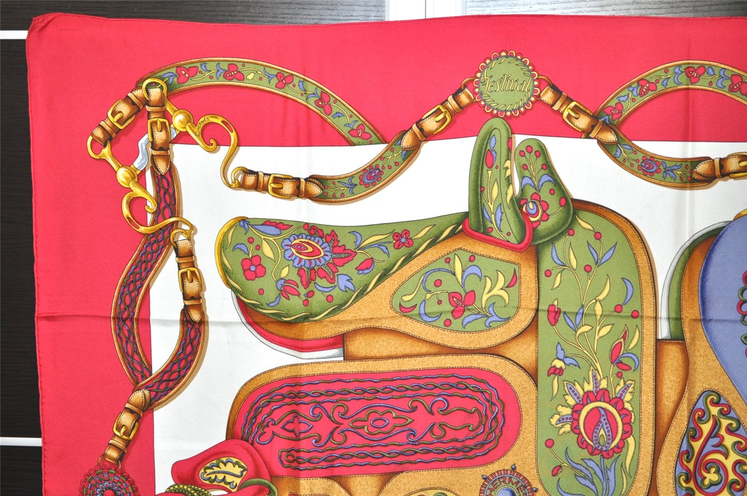 Authentic HERMES Carre 90 Scarf 