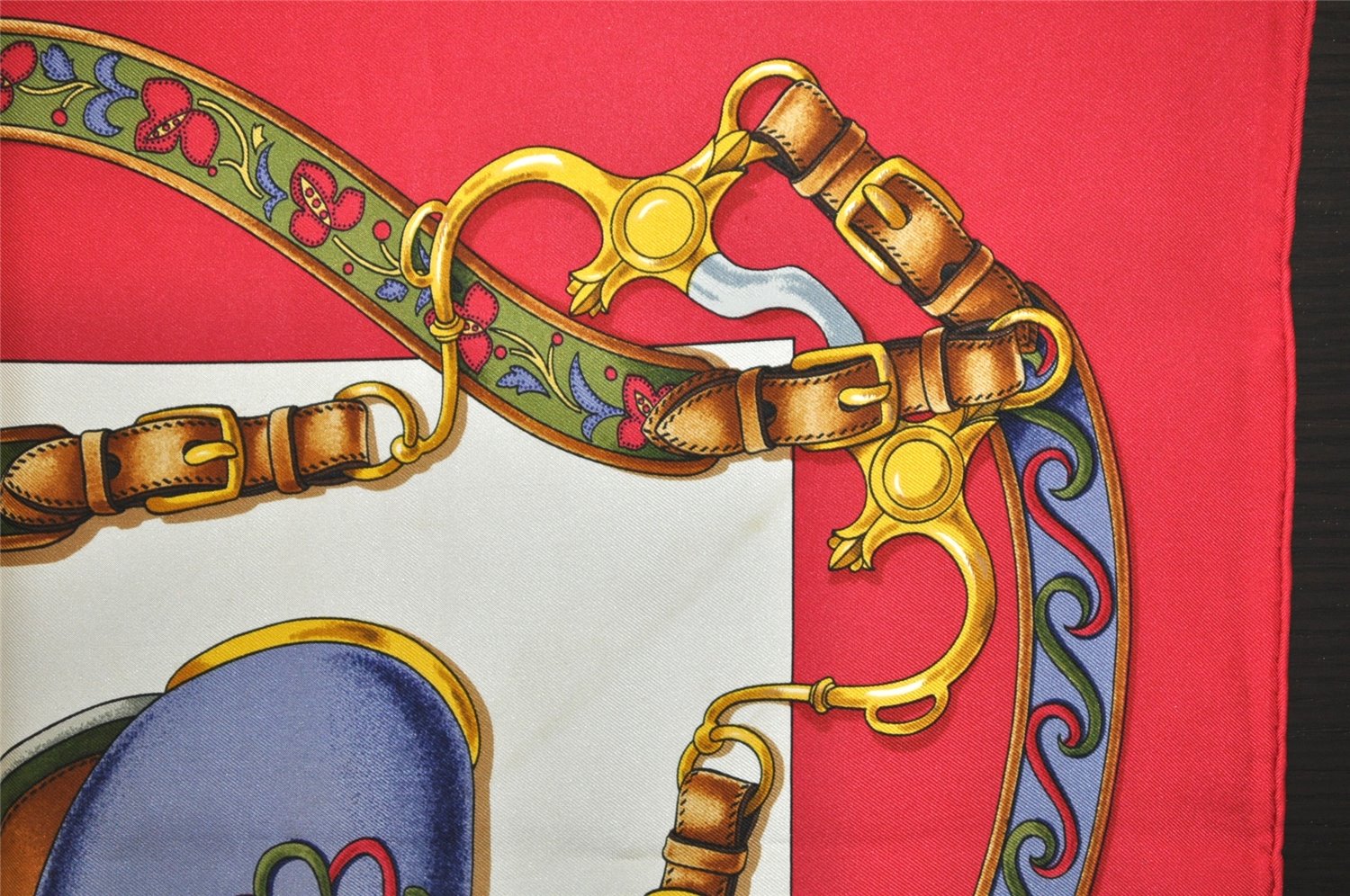 Authentic HERMES Carre 90 Scarf 