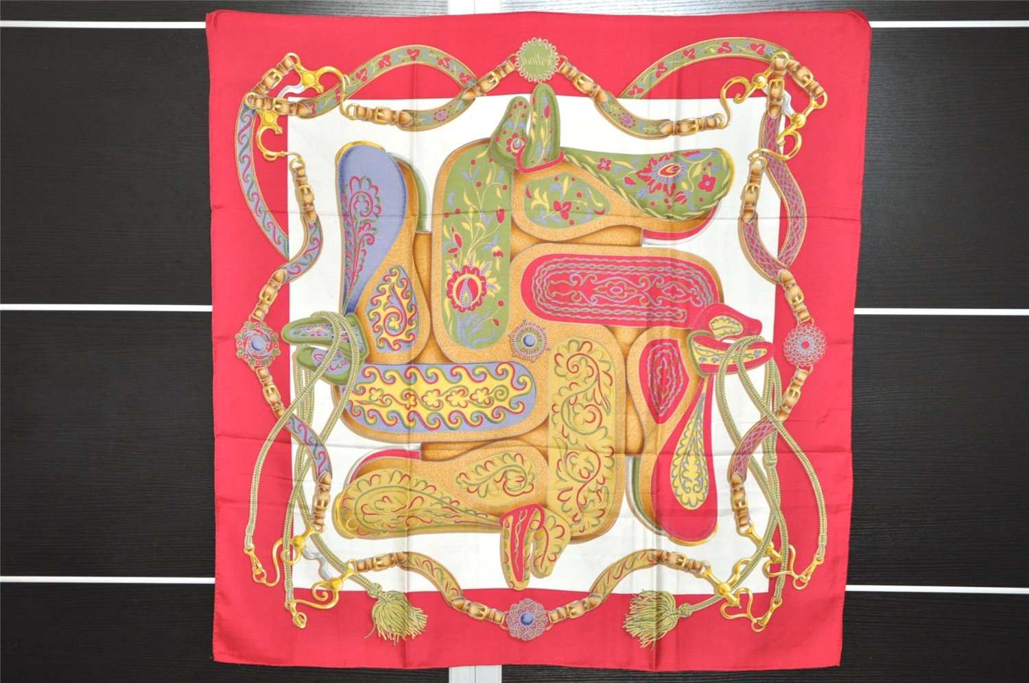 Authentic HERMES Carre 90 Scarf 