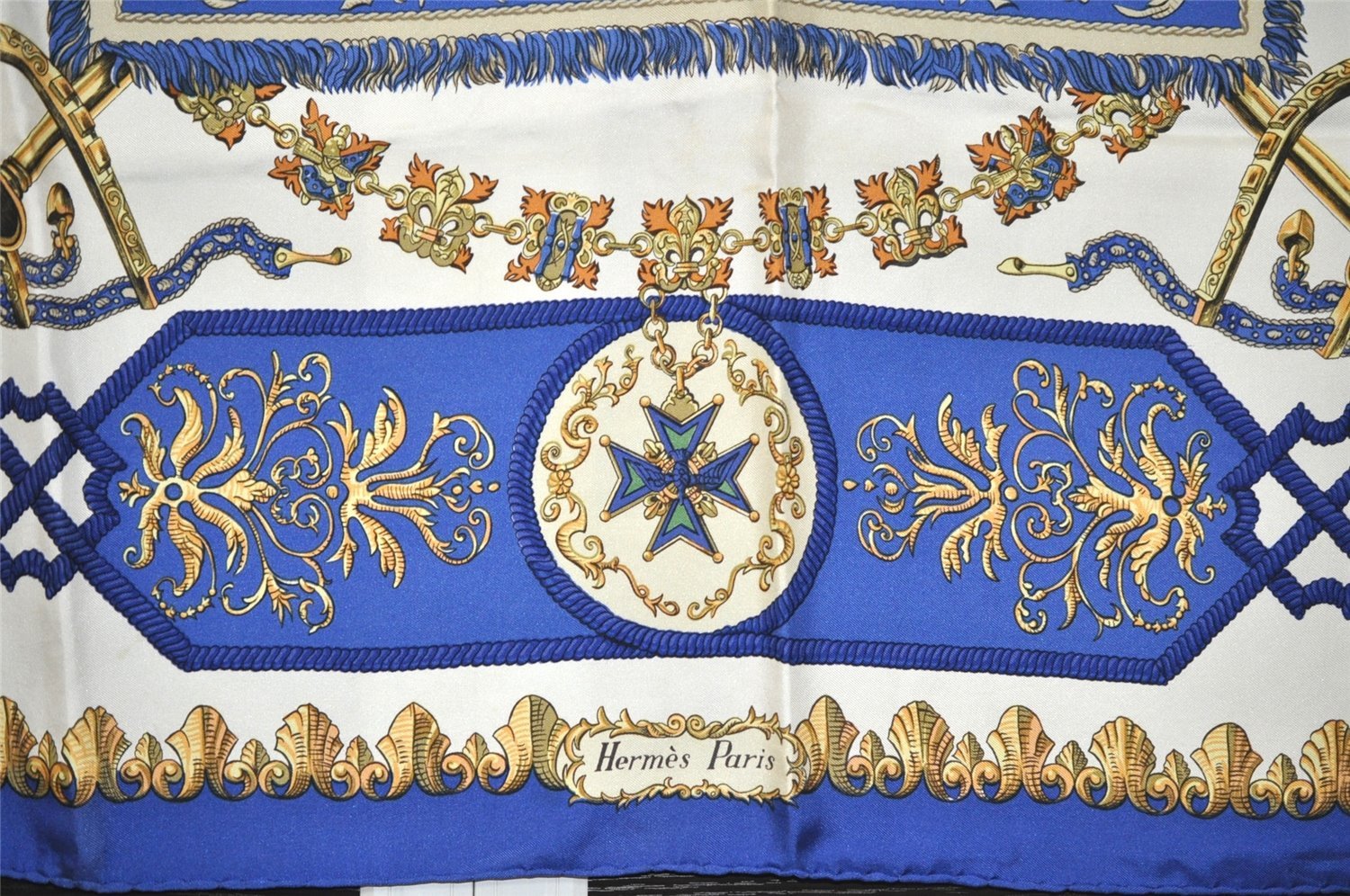 Authentic HERMES Carre 90 Scarf 